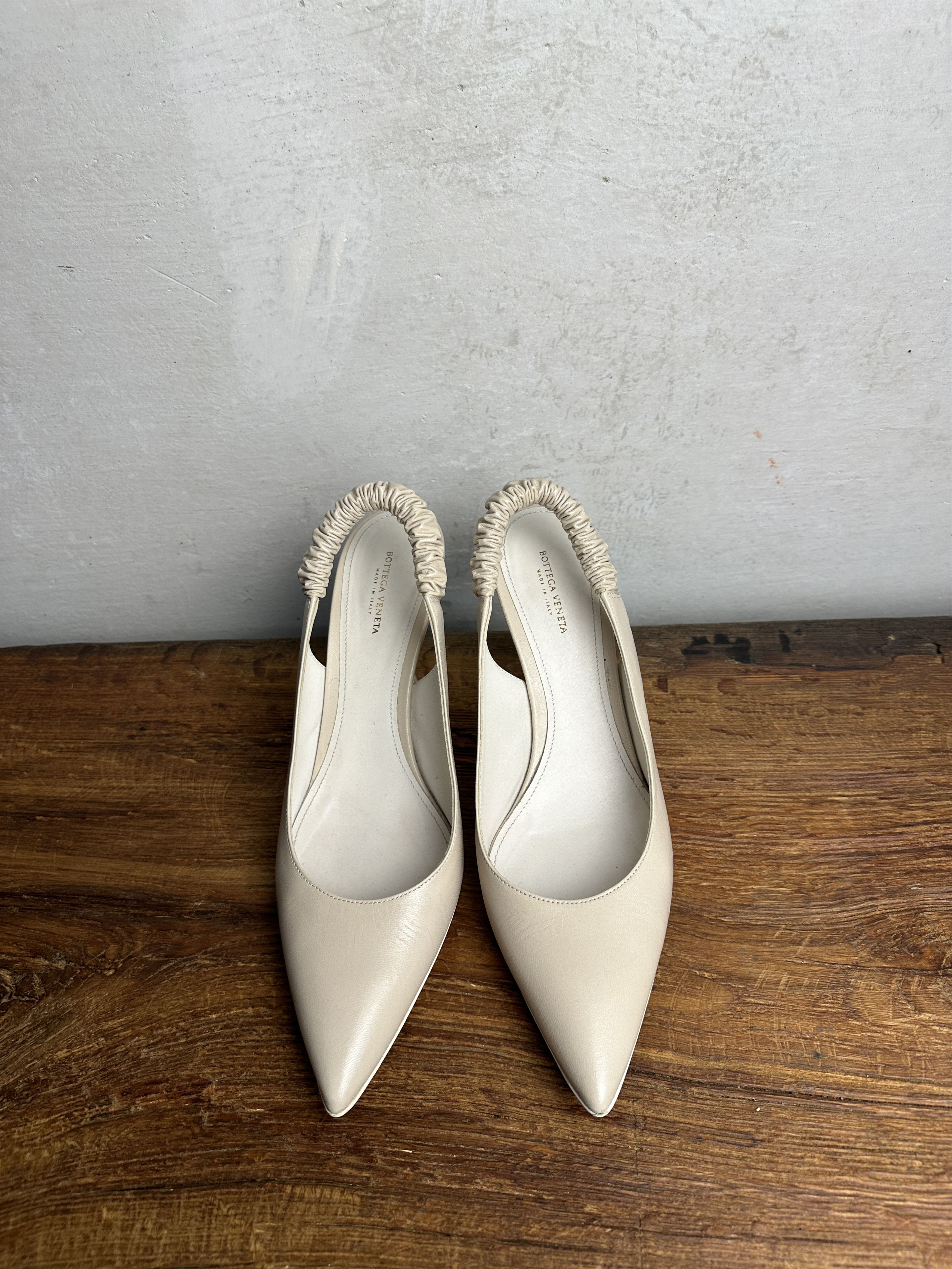 Bottega Veneta Bottega Veneta Cream Leather Slingback Pumps Size US 10 / IT 40 - 6 Thumbnail