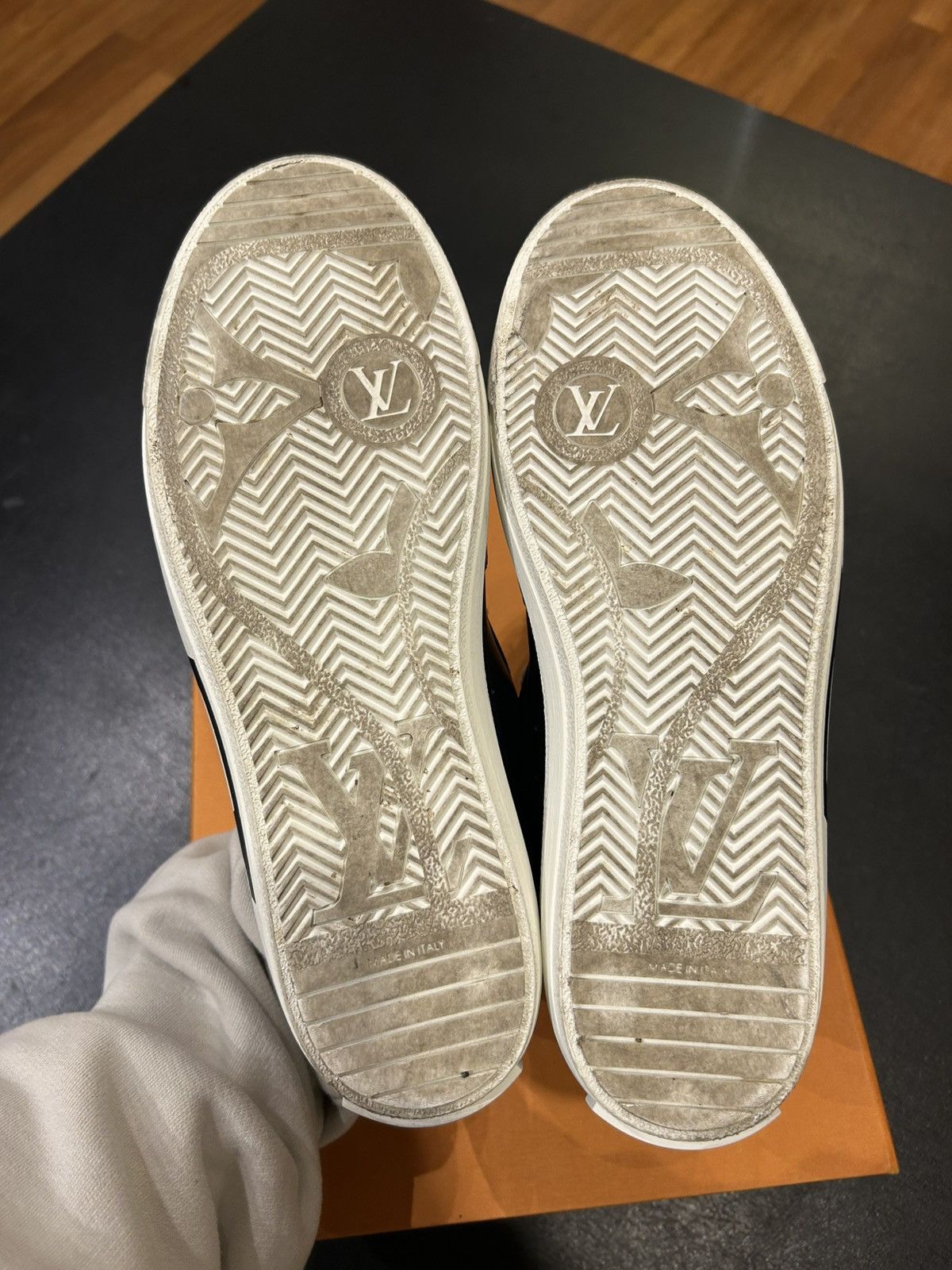 Louis Vuitton Louis Vuitton Low Top Sneaker Size US 9.5 / EU 42-43 - 5 Thumbnail