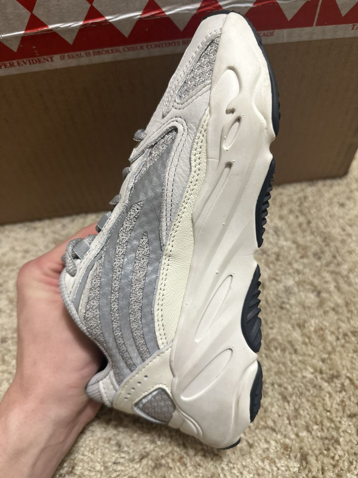 Yeezy YEEZY 700 V2 STATIC MENS 4 GENTLY USED Size US 5.5 / IT 35.5 - 12 Thumbnail