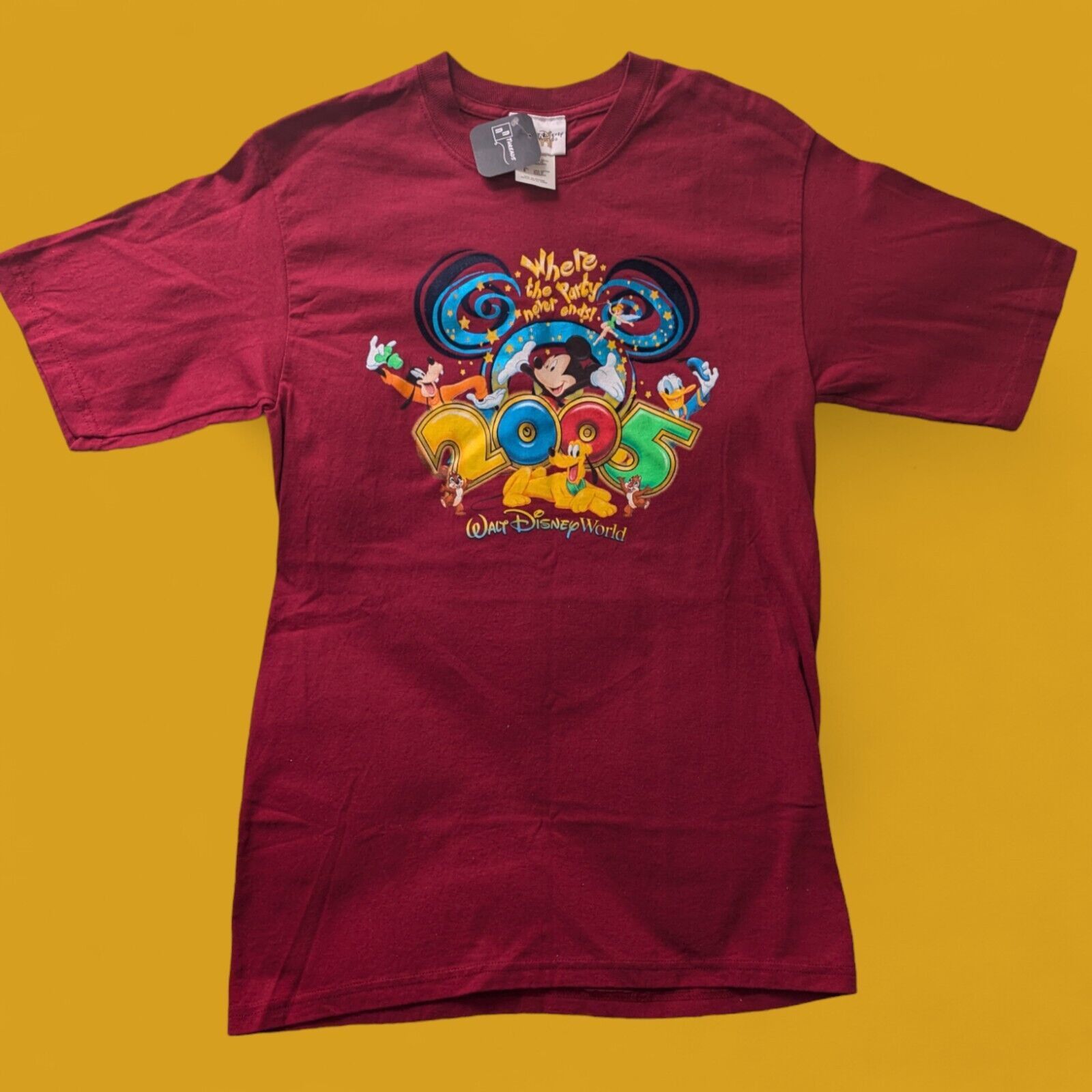 Other 2005 Disney TShirt Small Where The Party Never Ends Burgundy Size US S / EU 44-46 / 1 - 1 Thumbnail