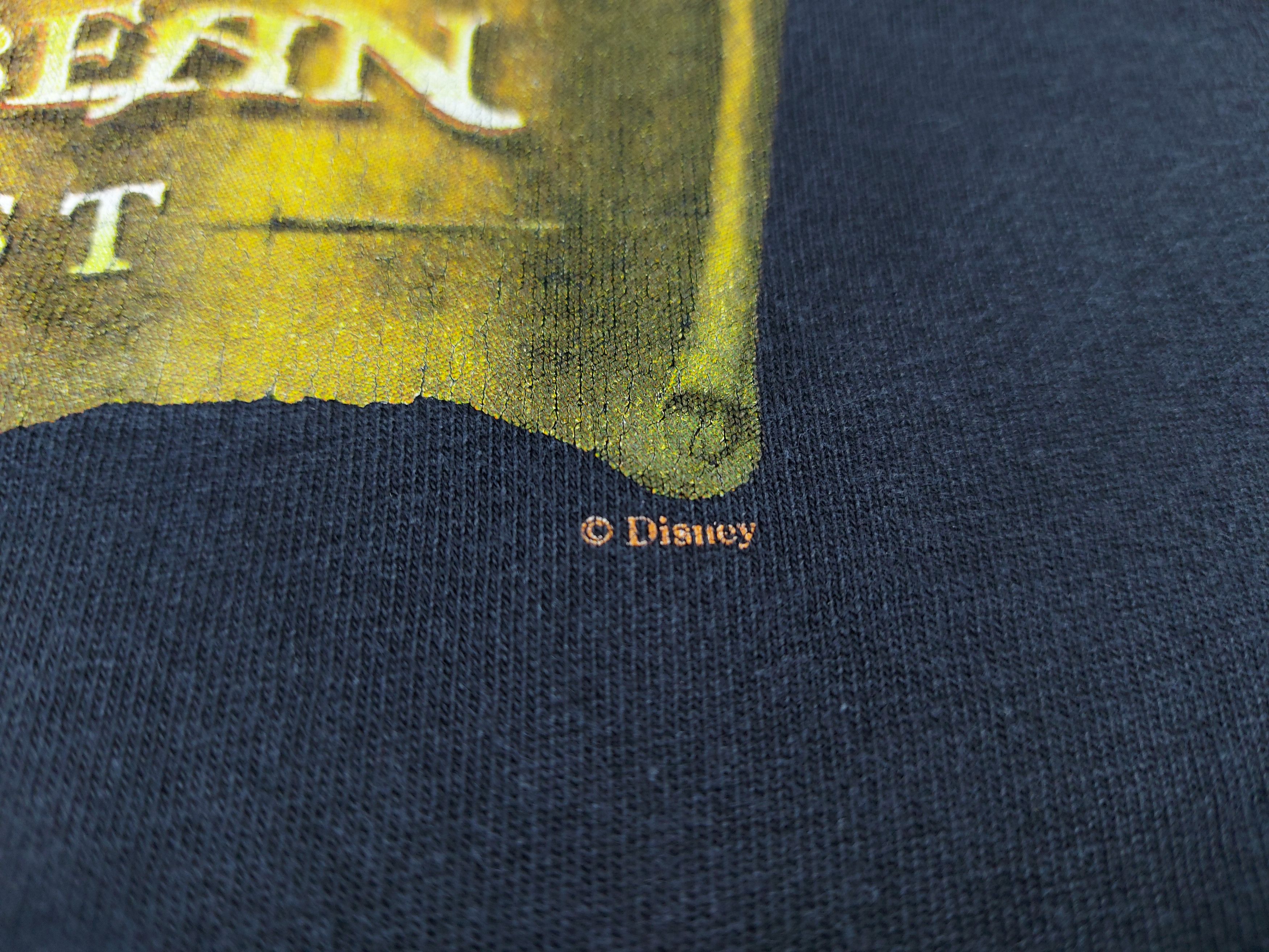Disney × Vintage Vintage 2006 Pirates of the Caribbean Dead Man's Chest TEE Size US XL / EU 56 / 4 - 5 Thumbnail