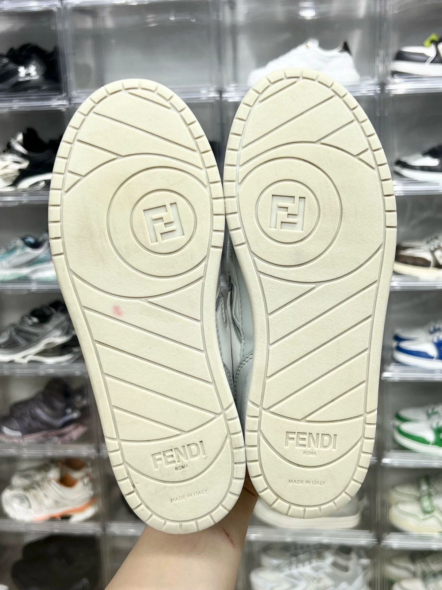 Fendi Fendi Velcro Sneakers Size 36 with Box Size US 5.5 / EU 38 - 8 Thumbnail
