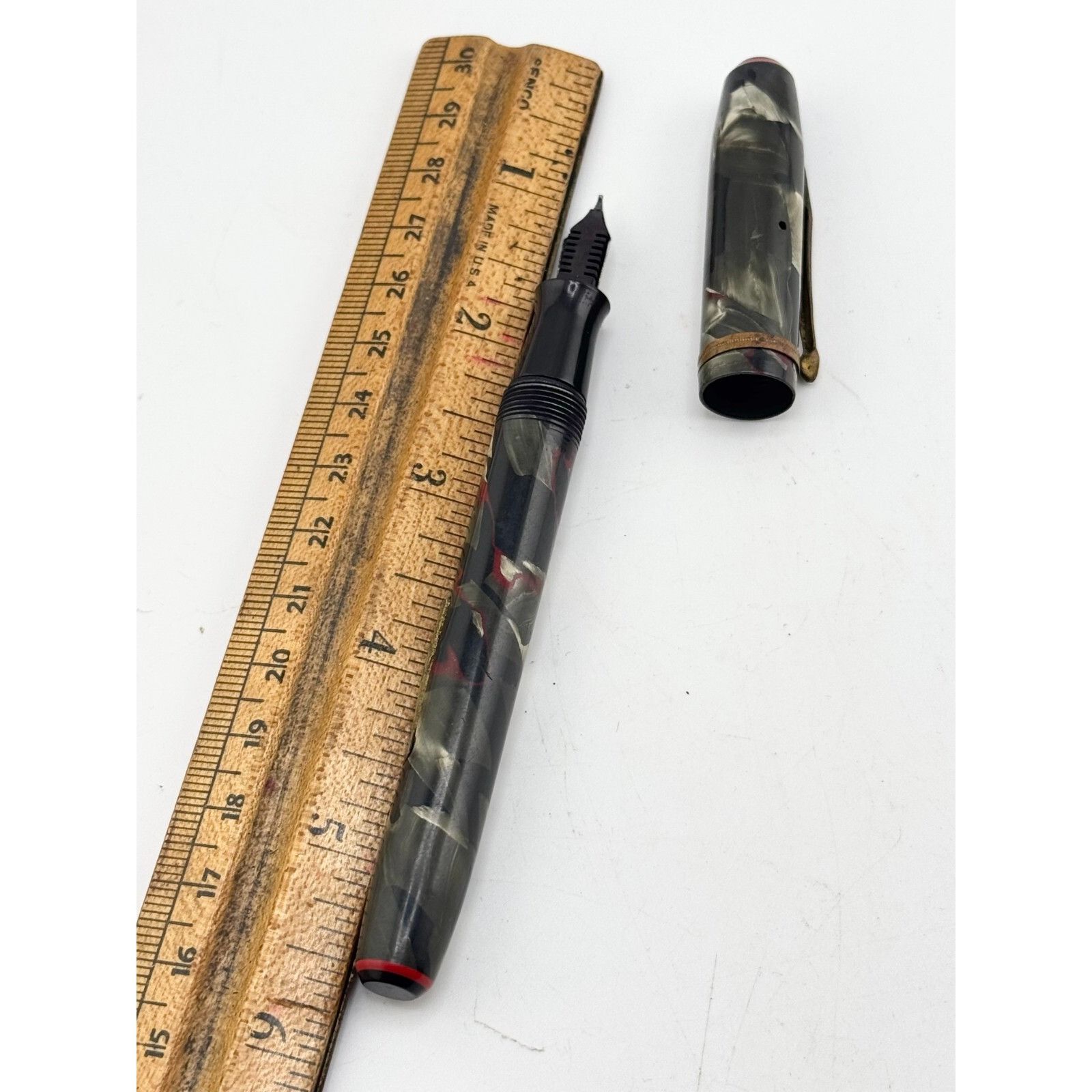 Vintage Vintage Used Wearever Supreme Fountain Pen Red Onyx Marble D Size ONE SIZE - 6 Thumbnail