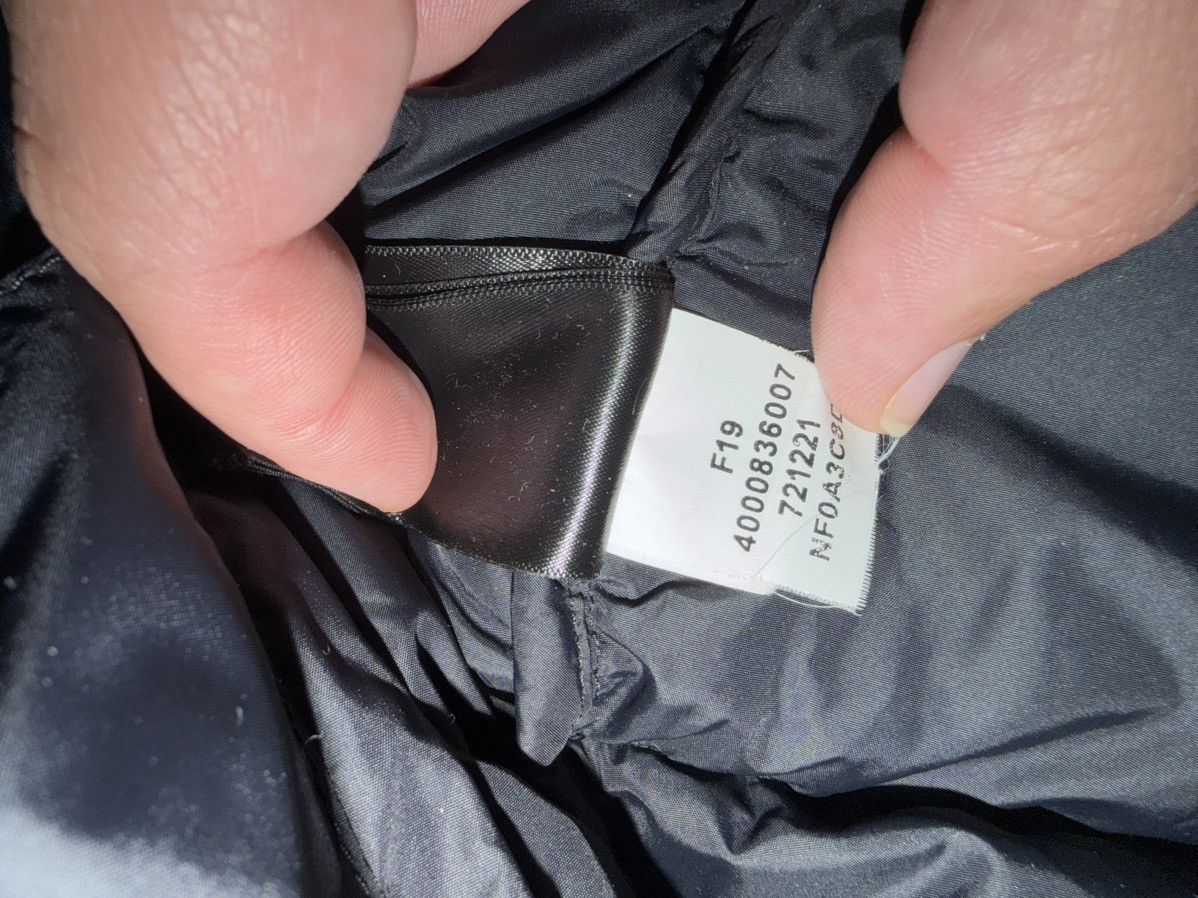The North Face The North Face Nuptse Jacket Size US L / EU 52-54 / 3 - 6 Thumbnail