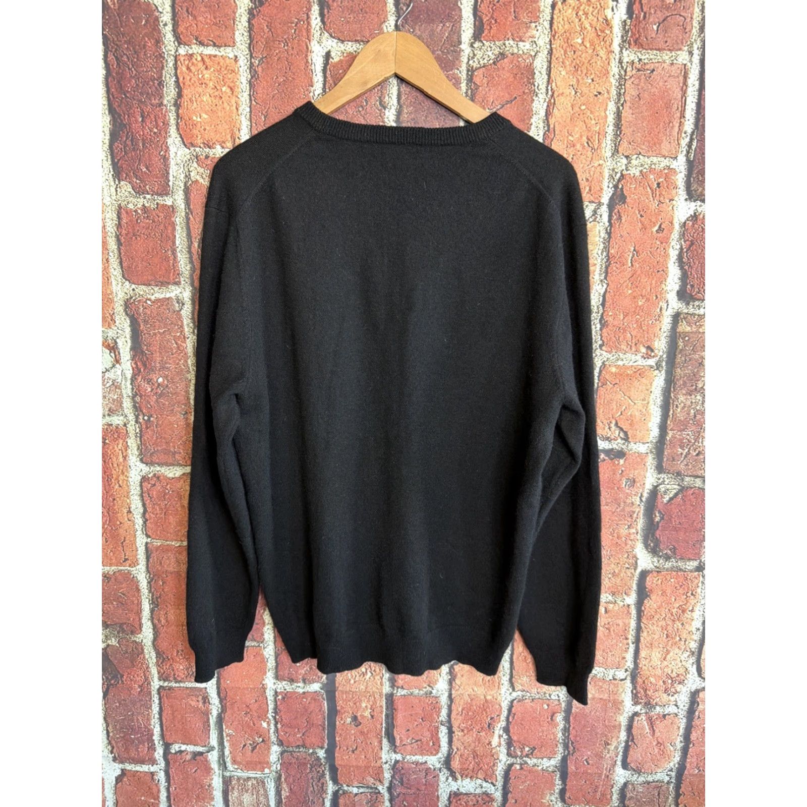 Club Room Club Room Men's Sweater V-Neck 100% Cashmere Pullover Size L Purple Men's Knit Shirt/Top Size US L / EU 52-54 / 3 - 3 Thumbnail