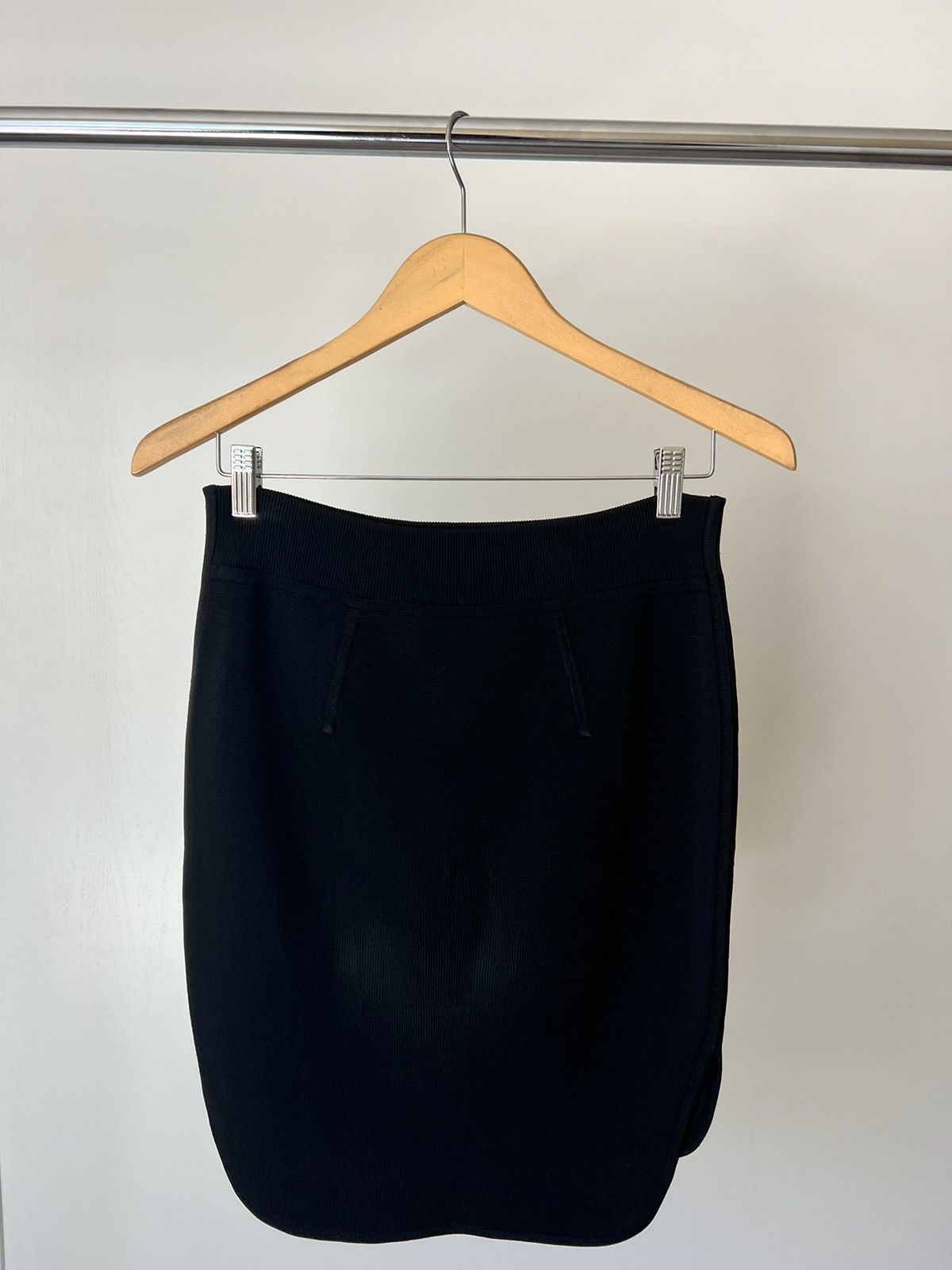 Alexander Wang Alexander Wang Black Fitted Mini Skirt in Size Medium Size 32" / US 10 / IT 46 - 2 Thumbnail