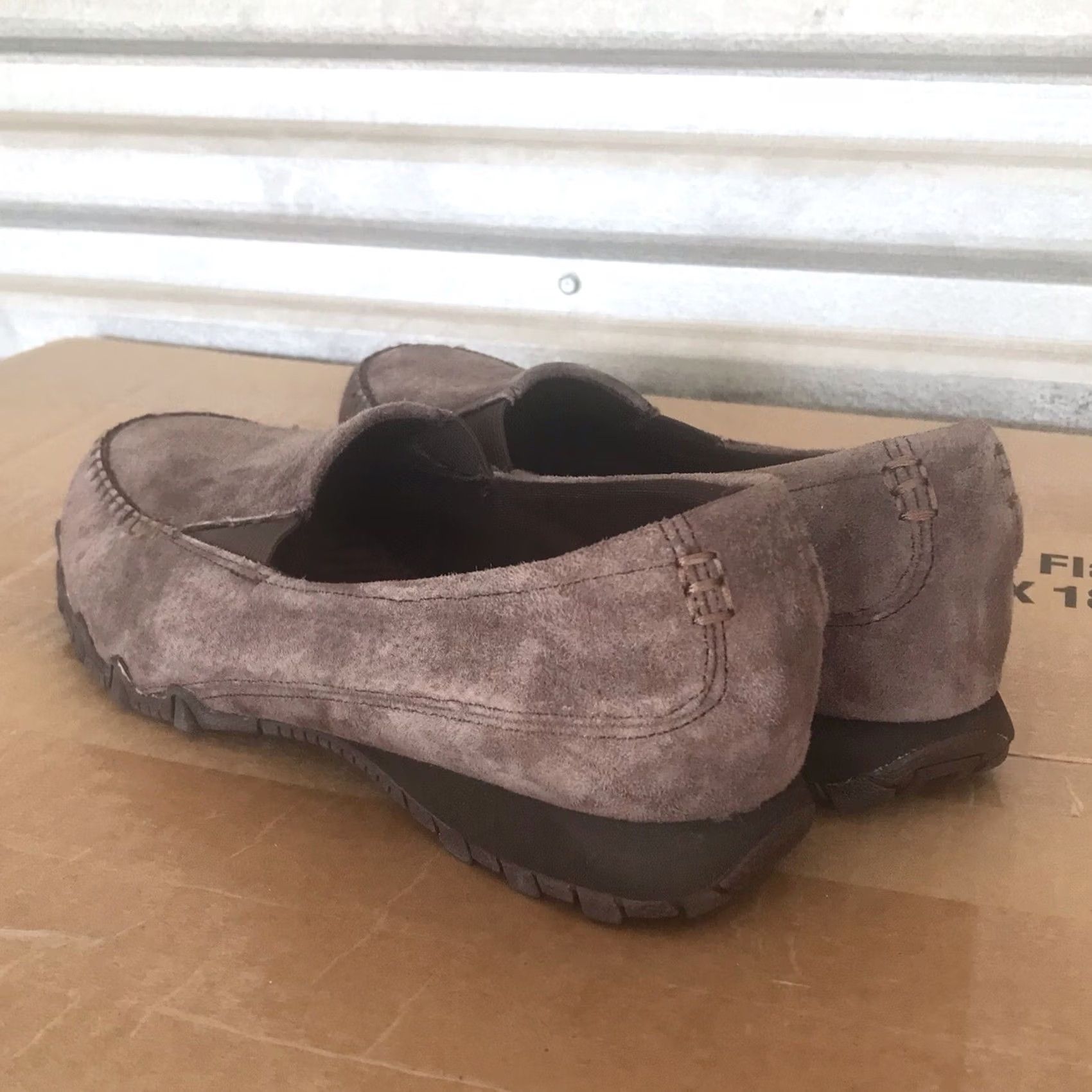 SKECHERS Skechers Relaxed Fit Memory Foam Slip-On Brown Suede Loafer Women 9 Casual Comfort Shoes Size US 9 / IT 39 - 3 Thumbnail