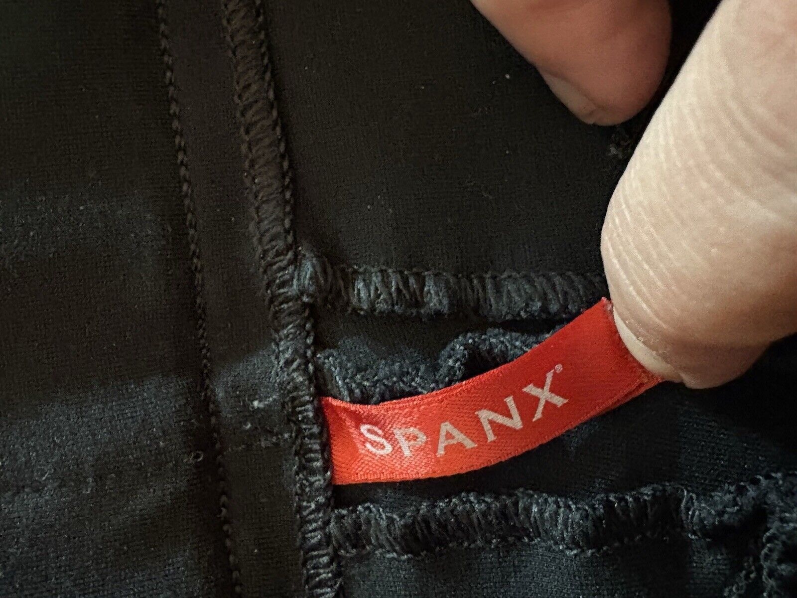 Spanx Spanx Cropped Skinny Pants Medium Size 28" / US 6 / IT 42 - 4 Thumbnail