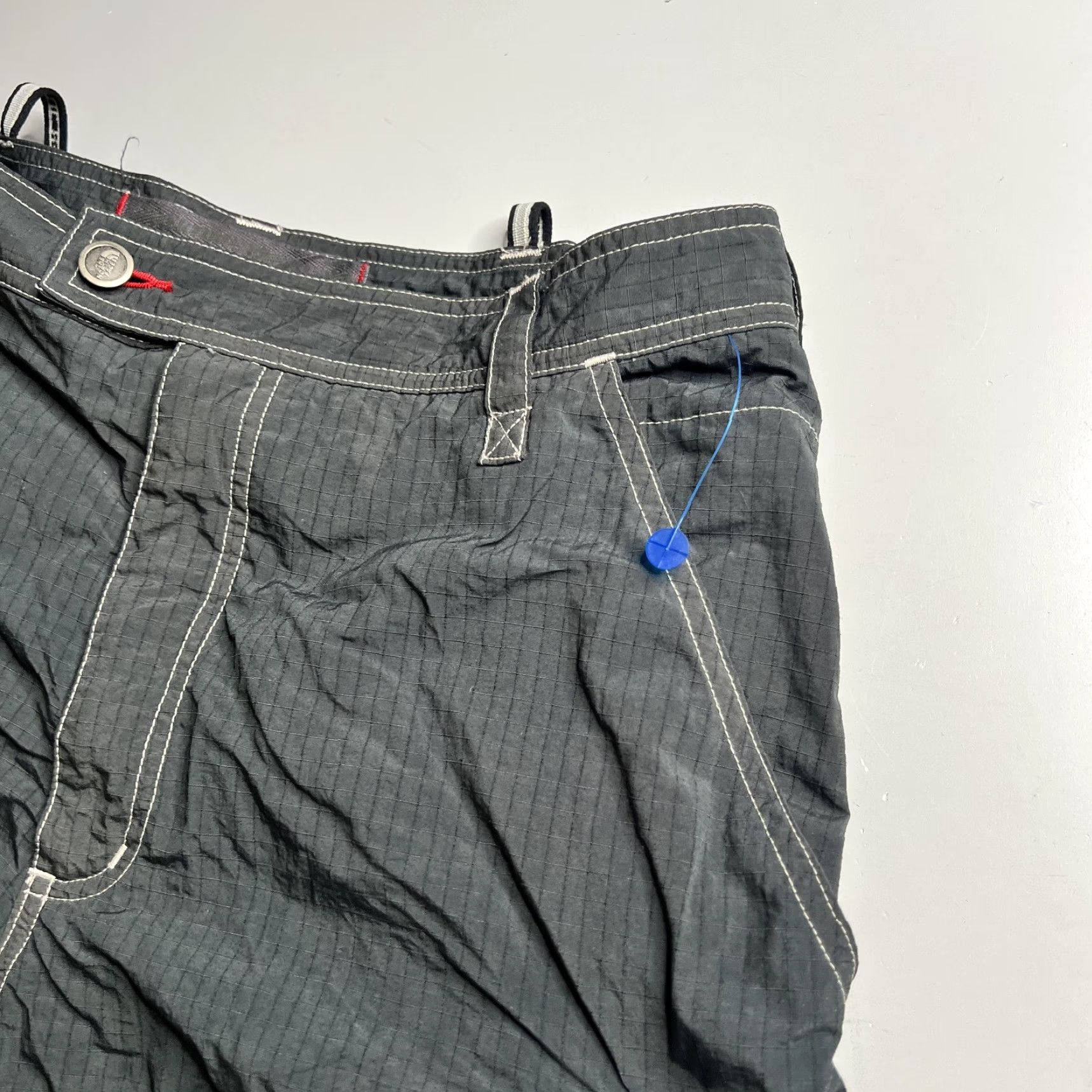 The North Face The North Face Shorts Mens 34 Black Nylon Cargo Ripstop Hiking Outdoor Trail Mens Regular Front Pocket Leather? Size US 34 / EU 50 - 4 Thumbnail