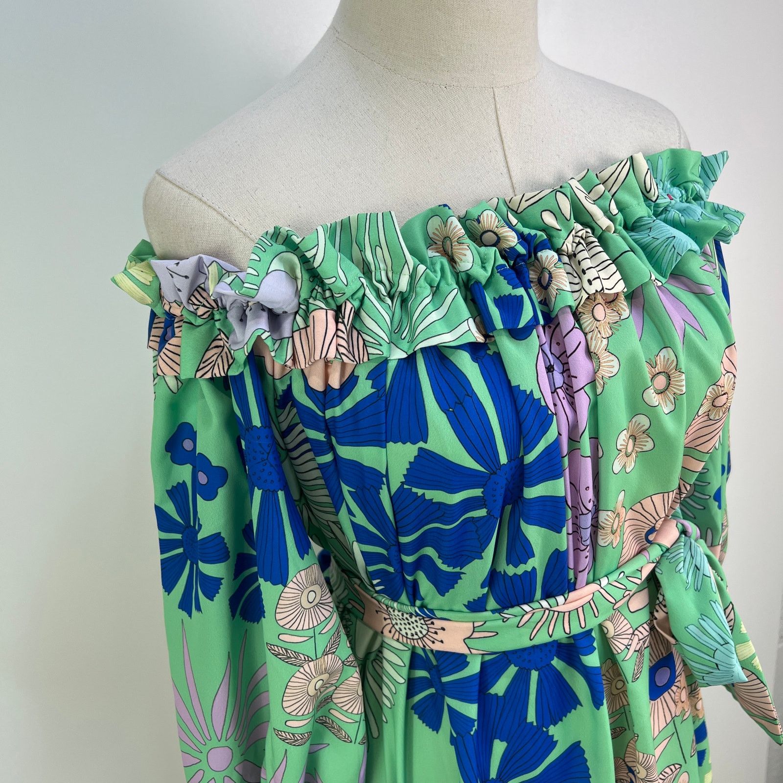 Anthropologie Anthropologie Oopscool Off-The-Shoulder Printed Dress Size XS / US 0-2 / IT 36-38 - 2 Thumbnail