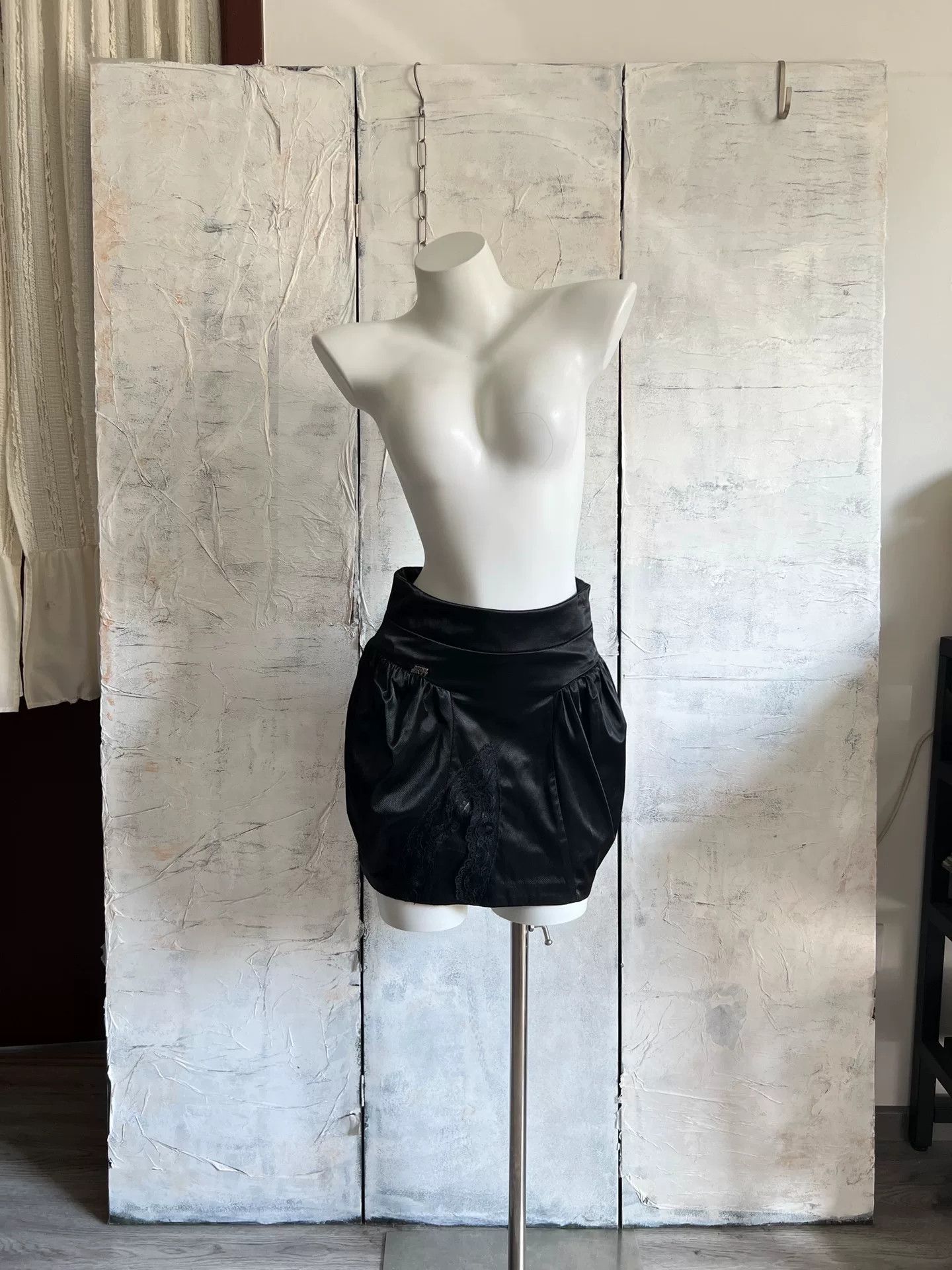 Miss Sixty Vintage Satin Bubble Skirt Size 40" / US 18 - 1 Thumbnail
