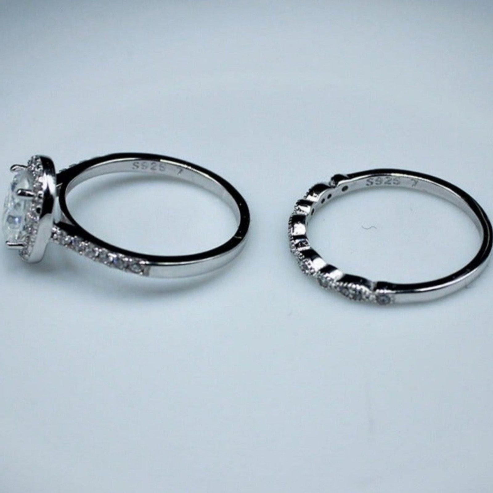 Other Oval Halo Moissanite 1.5 CT Wedding Set Ring Silver 6 NWT Size ONE SIZE - 6 Thumbnail