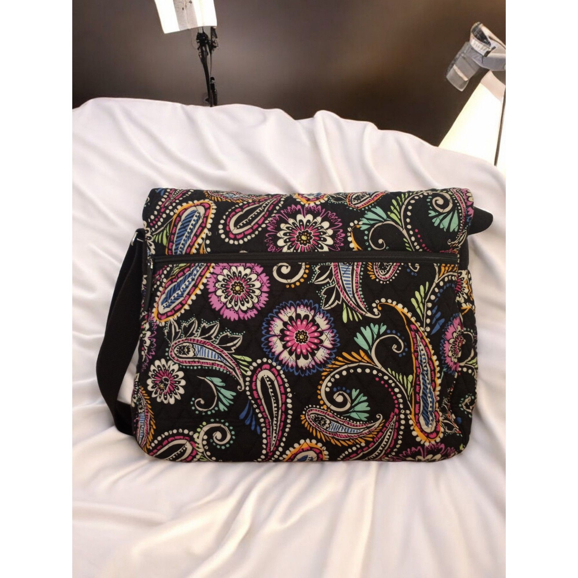 Vera Bradley Vera Bradley Black Paisley Foldover Laptop Book Bag. Size ONE SIZE - 2 Thumbnail