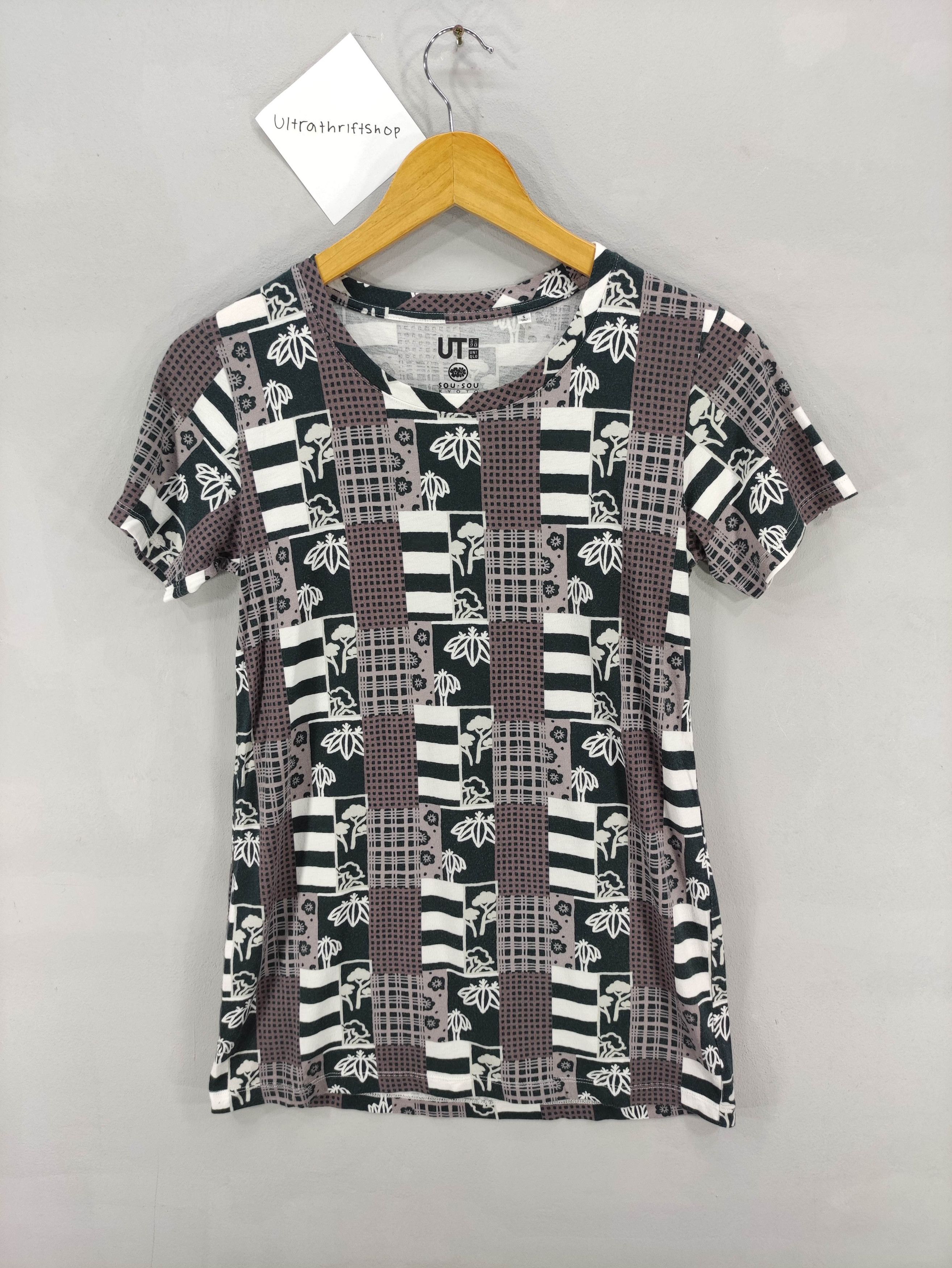 SOU SOU Uniqlo Sou Sou Full Print Tee Tshirt Size XS / US 0-2 / IT 36-38 - 1 Thumbnail