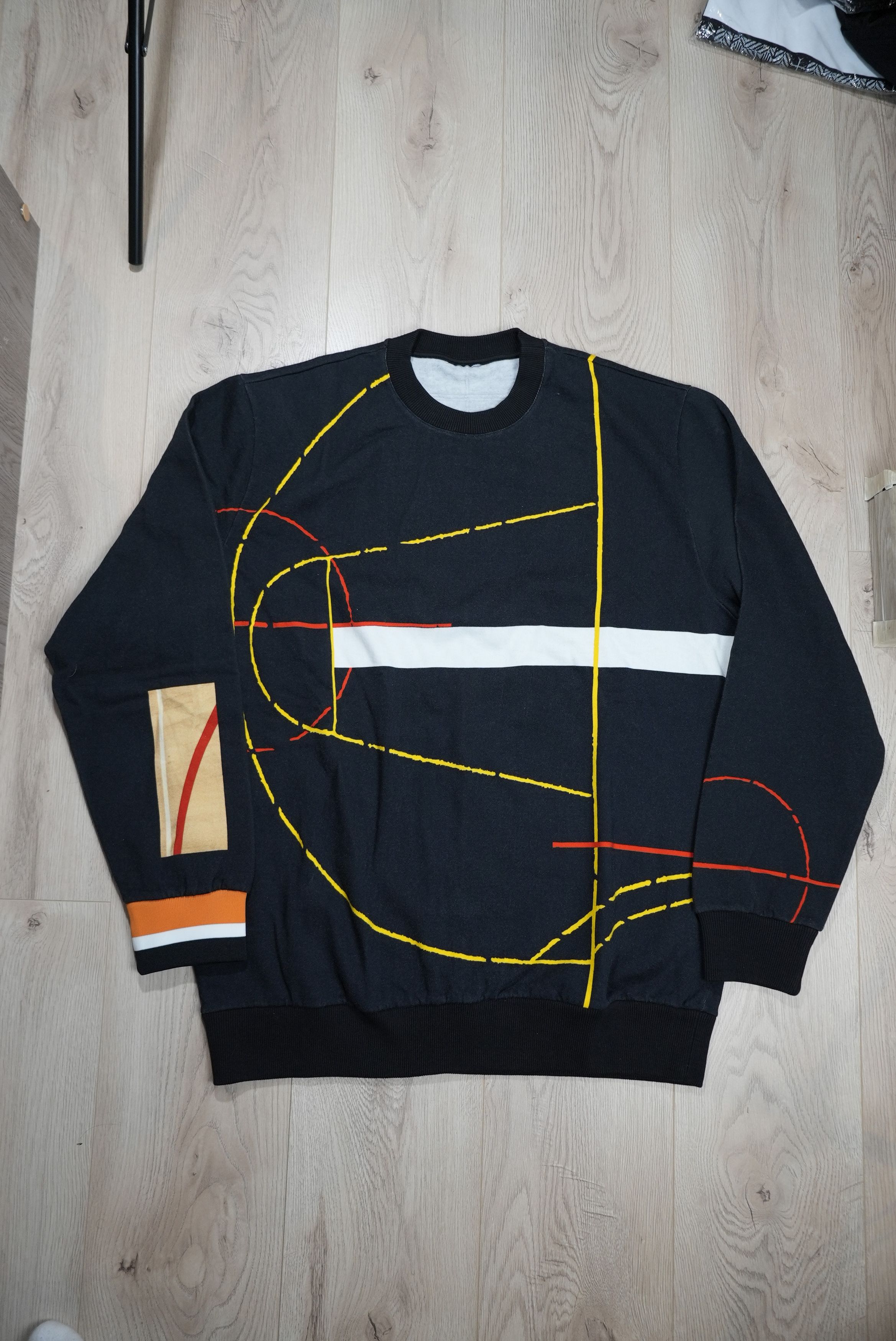 Givenchy Givenchy basketball court archive tisci era sweat abstract Size US M / EU 48-50 / 2 - 11 Thumbnail