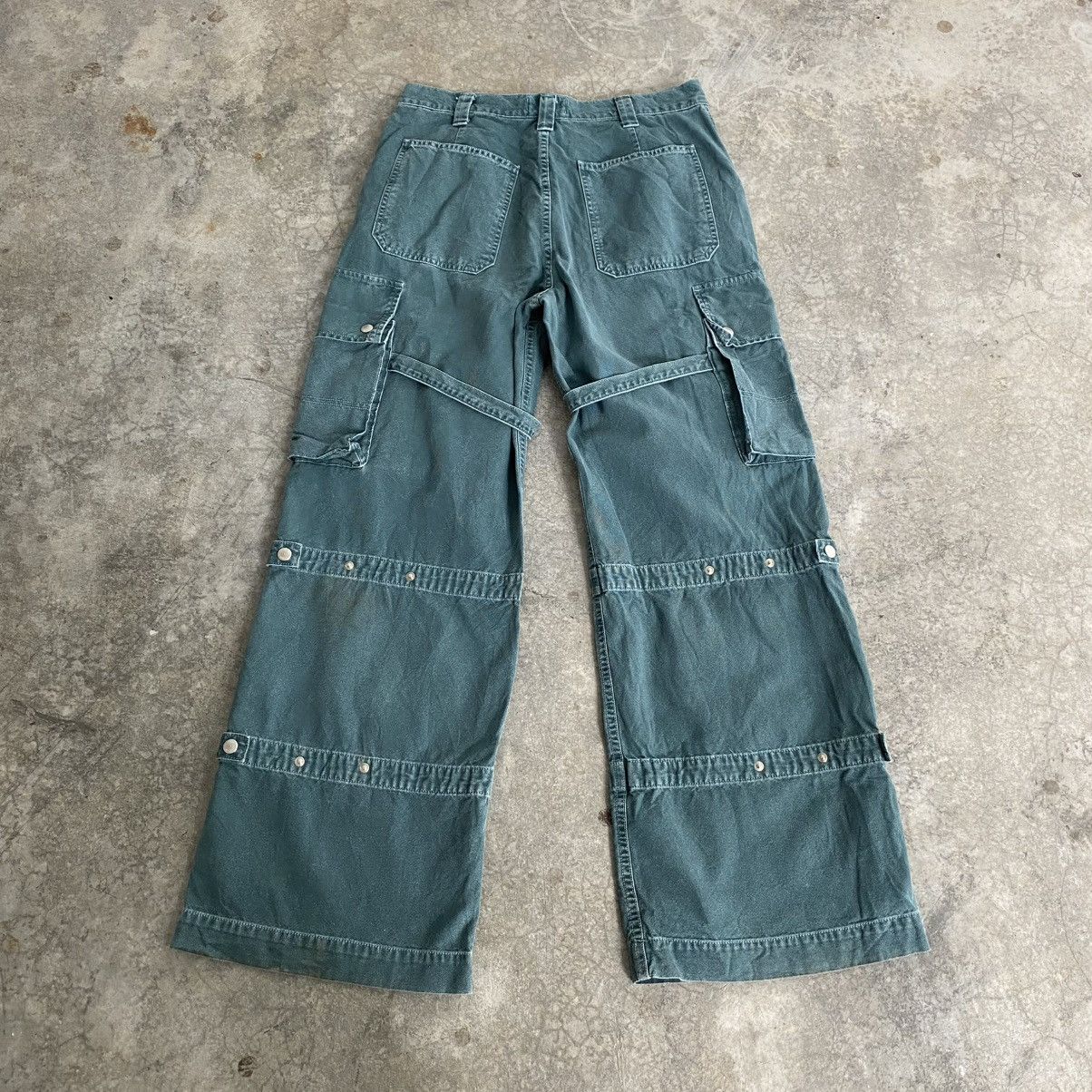 Agolde AGOLDE Bondage Strap Rave Vivian Flared Cargo Pants Size US 32 / EU 48 - 11 Thumbnail