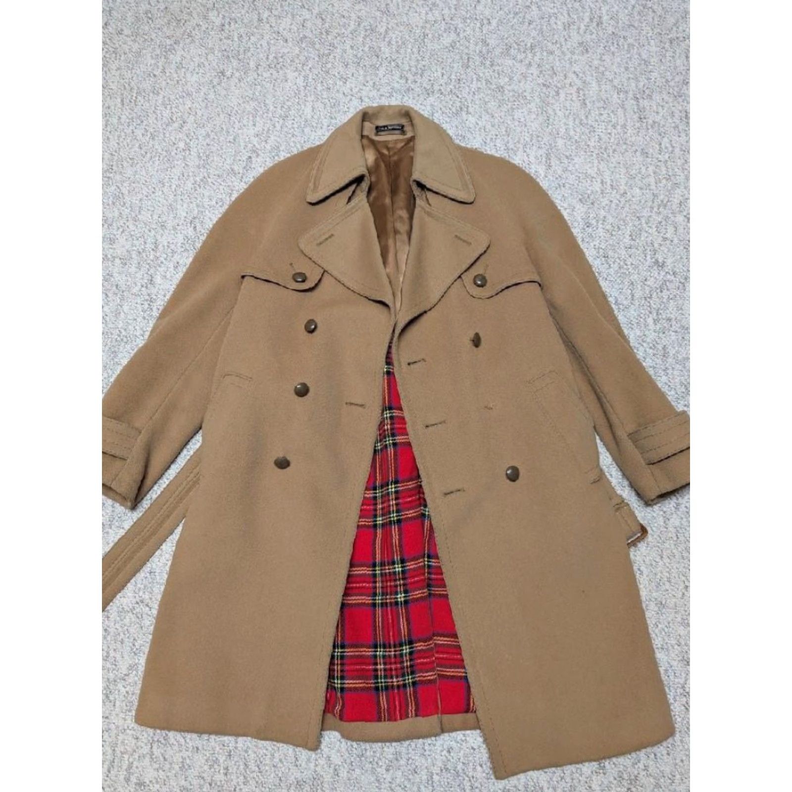 Camel VINTAGE belted overcoat MEN camel brown 40 wool felted wool long coat with belt buckle 40L 40 chest Mens Size US M / EU 48-50 / 2 - 3 Thumbnail