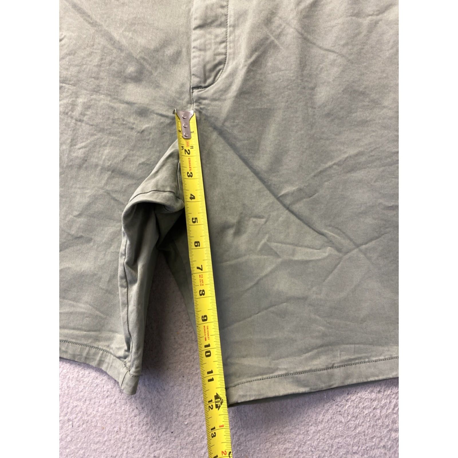 Gap Gap Men Chino Shorts 42 Green Flat Front Casual 12-Inch Fall Spring Summer Winter Size US 42 / EU 58 - 5 Thumbnail