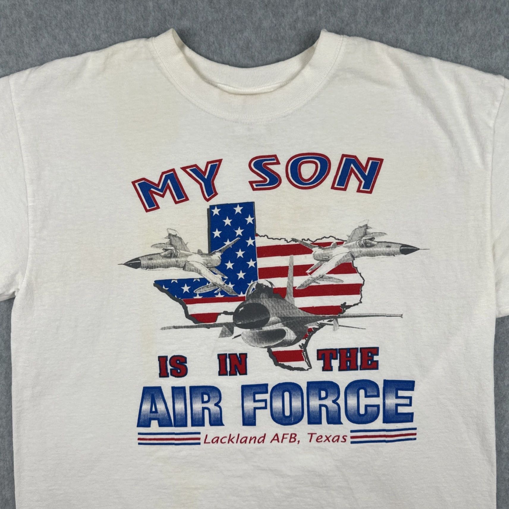 Anvil VINTAGE Anvil Mens Short Sleeve T Shirt White 90s Military Lackland AFB Texas USA Tee Shirts Mens Size US M / EU 48-50 / 2 - 5 Thumbnail
