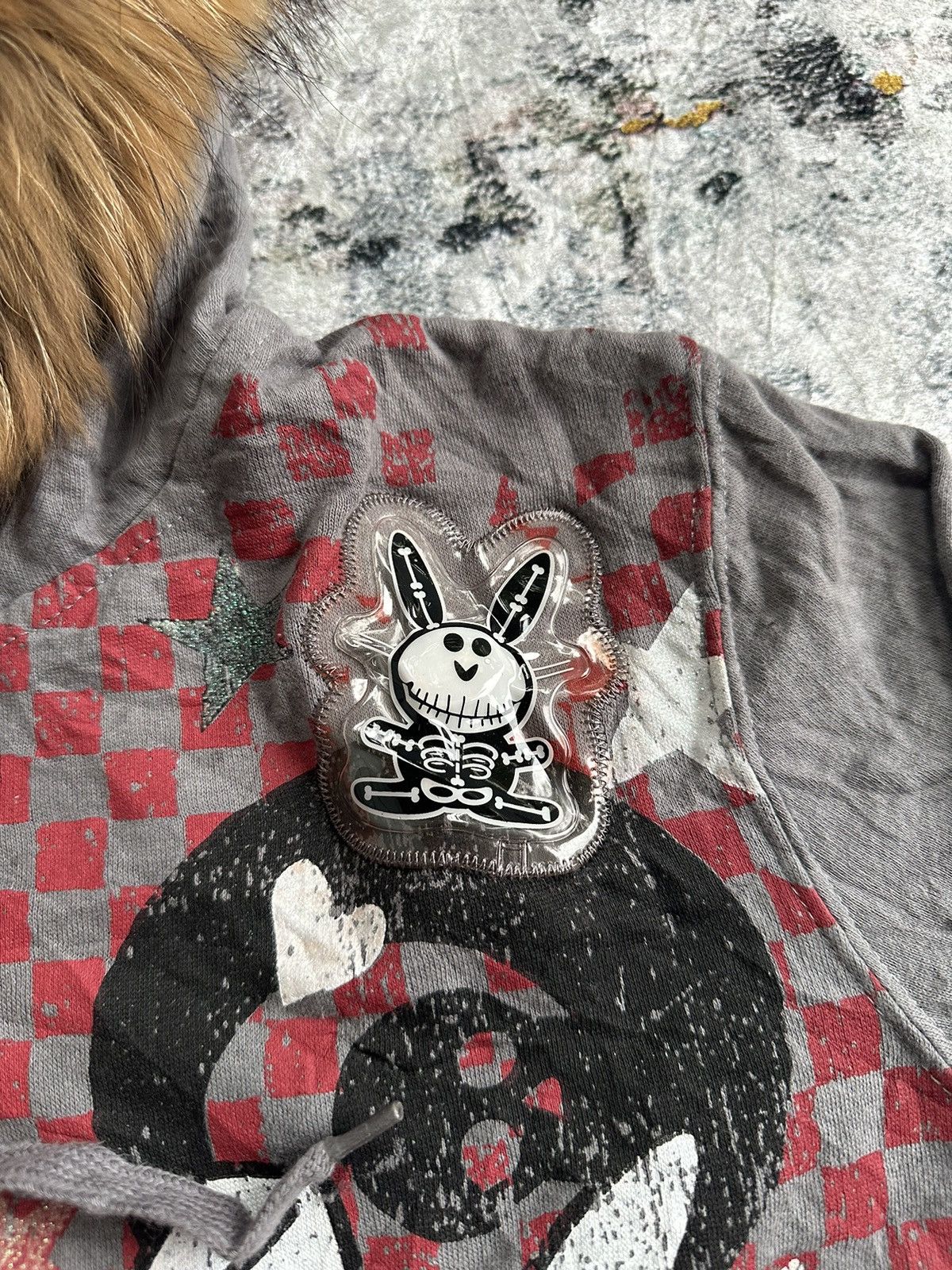 20471120 2000s JIM BENTON BUNNY SKULL FUR ZIP UP HOODIE STYLE Size US L / EU 52-54 / 3 - 4 Thumbnail