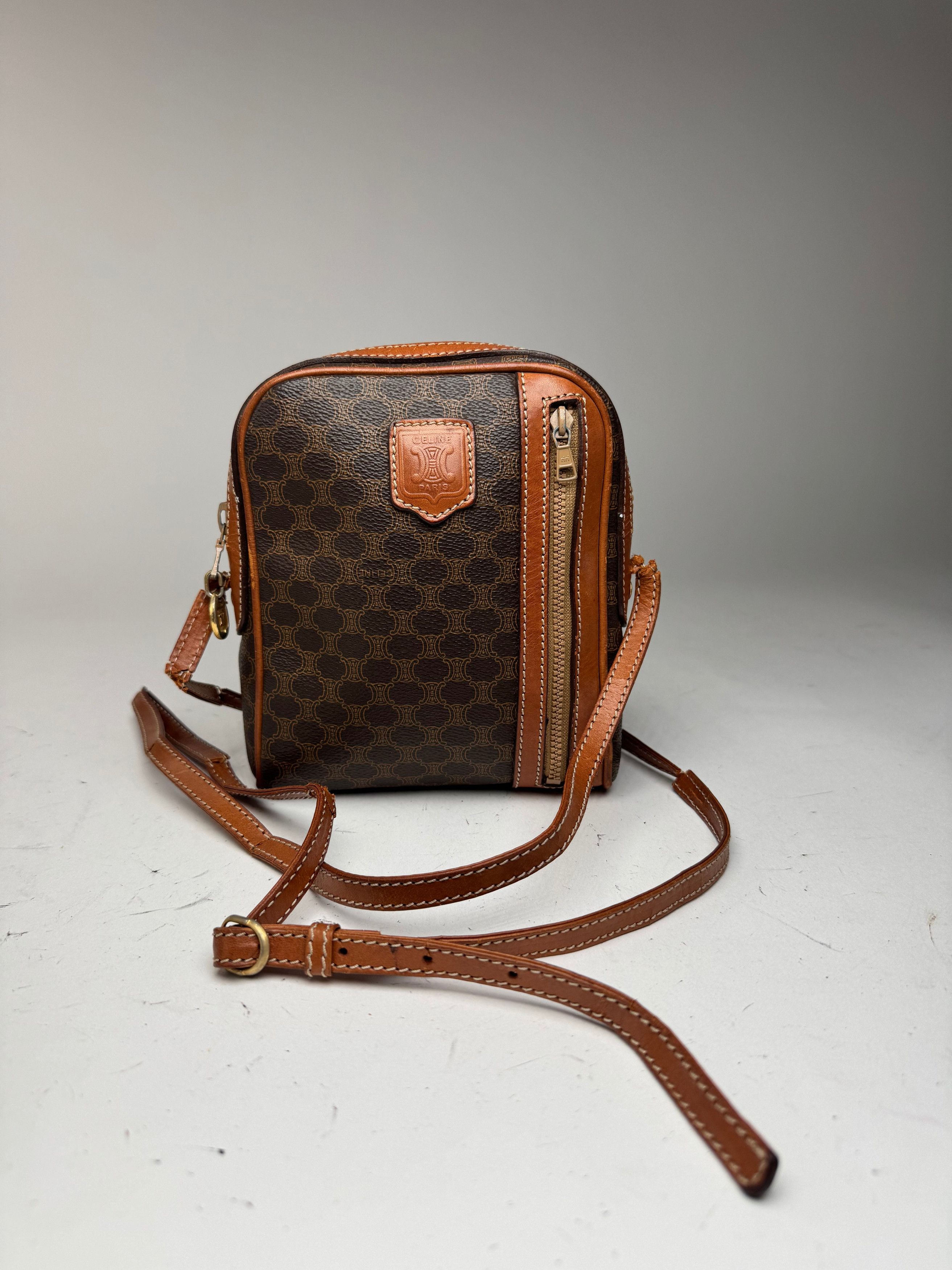 Celine Vintage Triomphe Monogramm Bag Brown Size ONE SIZE - 1 Thumbnail