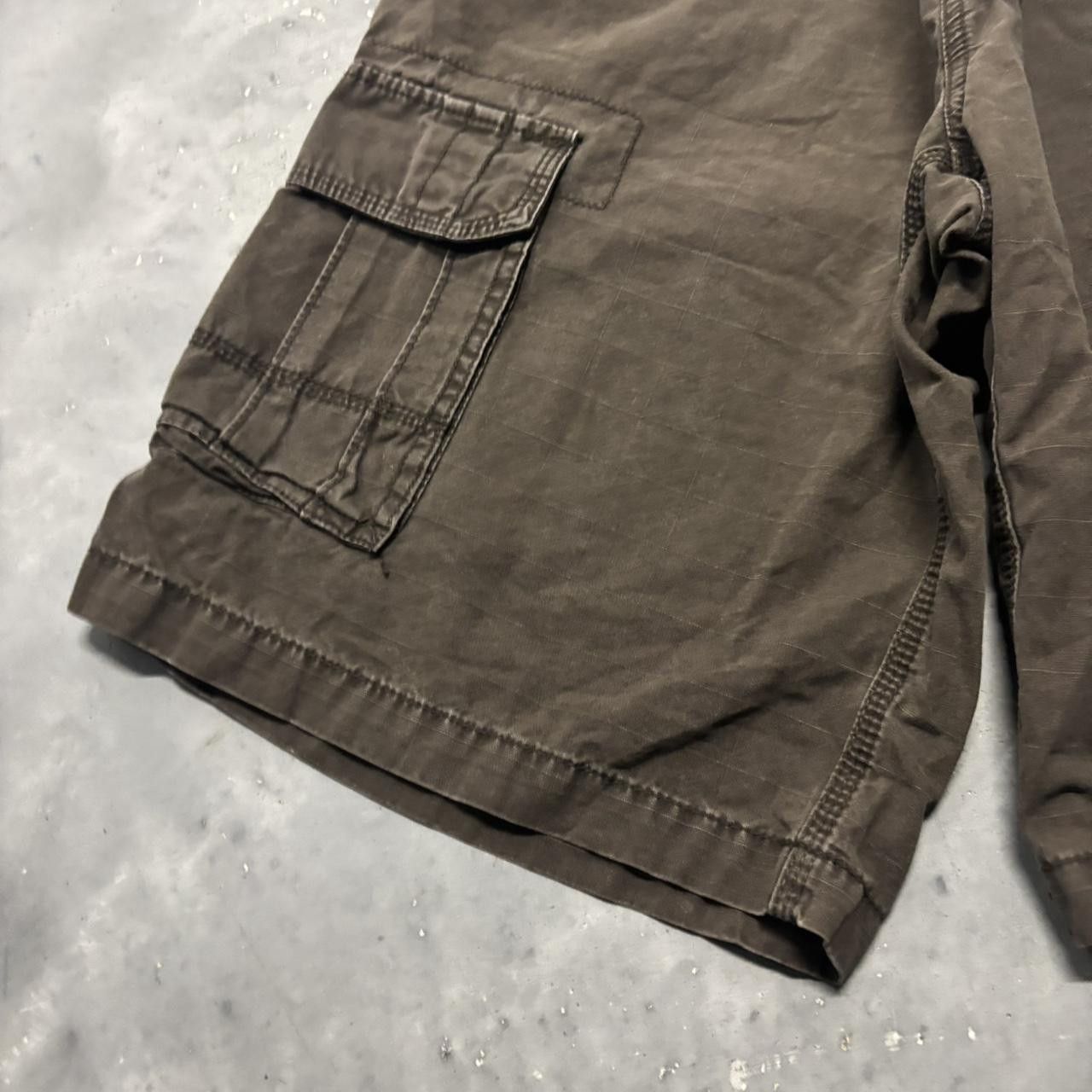 Japanese Brand × Vintage Crazy Vintage Y2K/2000s Baggy Brown Streetwear Skater Style Cargo Shorts! Size US 34 / EU 50 - 3 Thumbnail