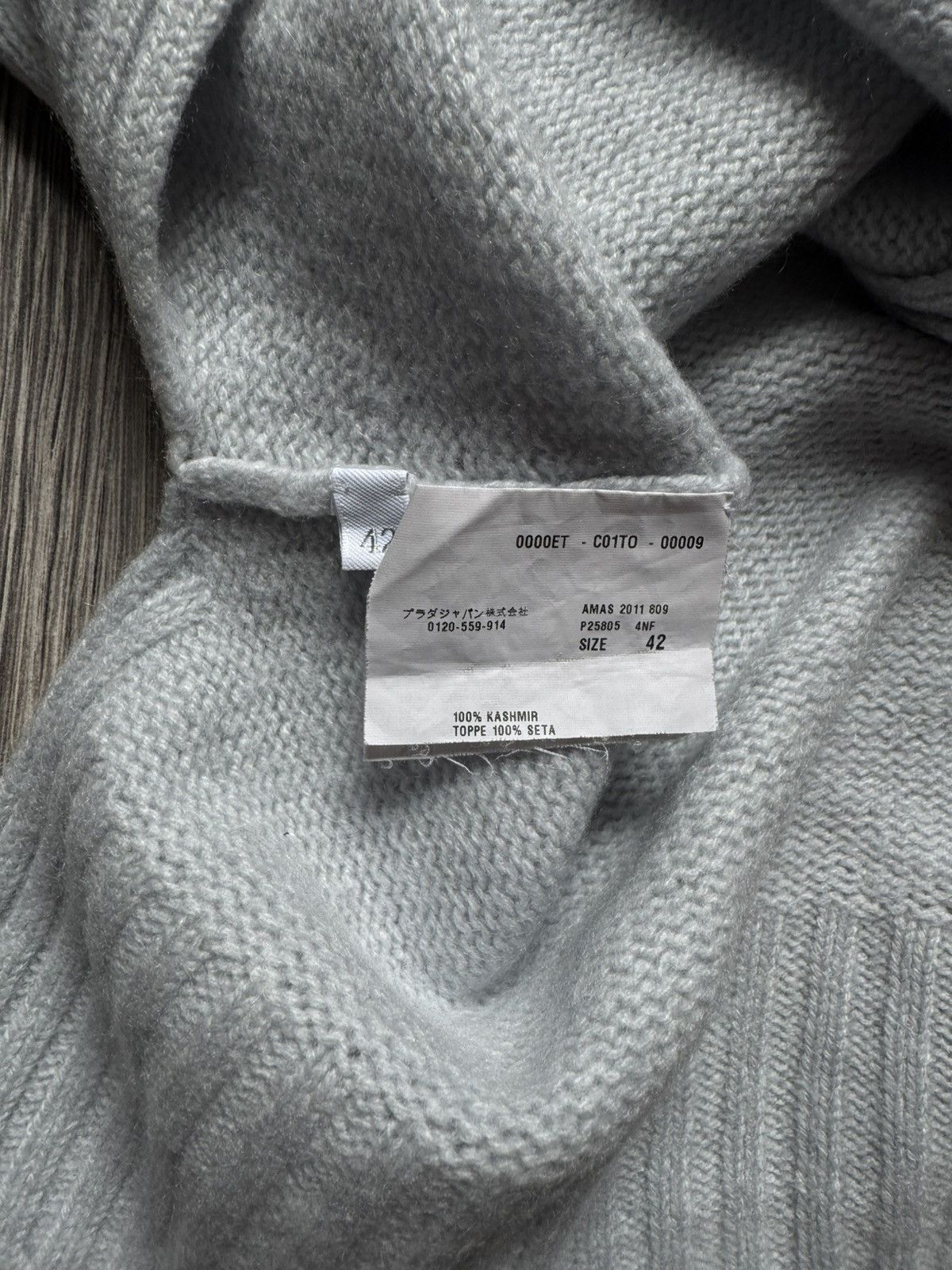 Prada Prada Cashmere/ Silk Cardigan 42 Size M / US 6-8 / IT 42-44 - 7 Thumbnail
