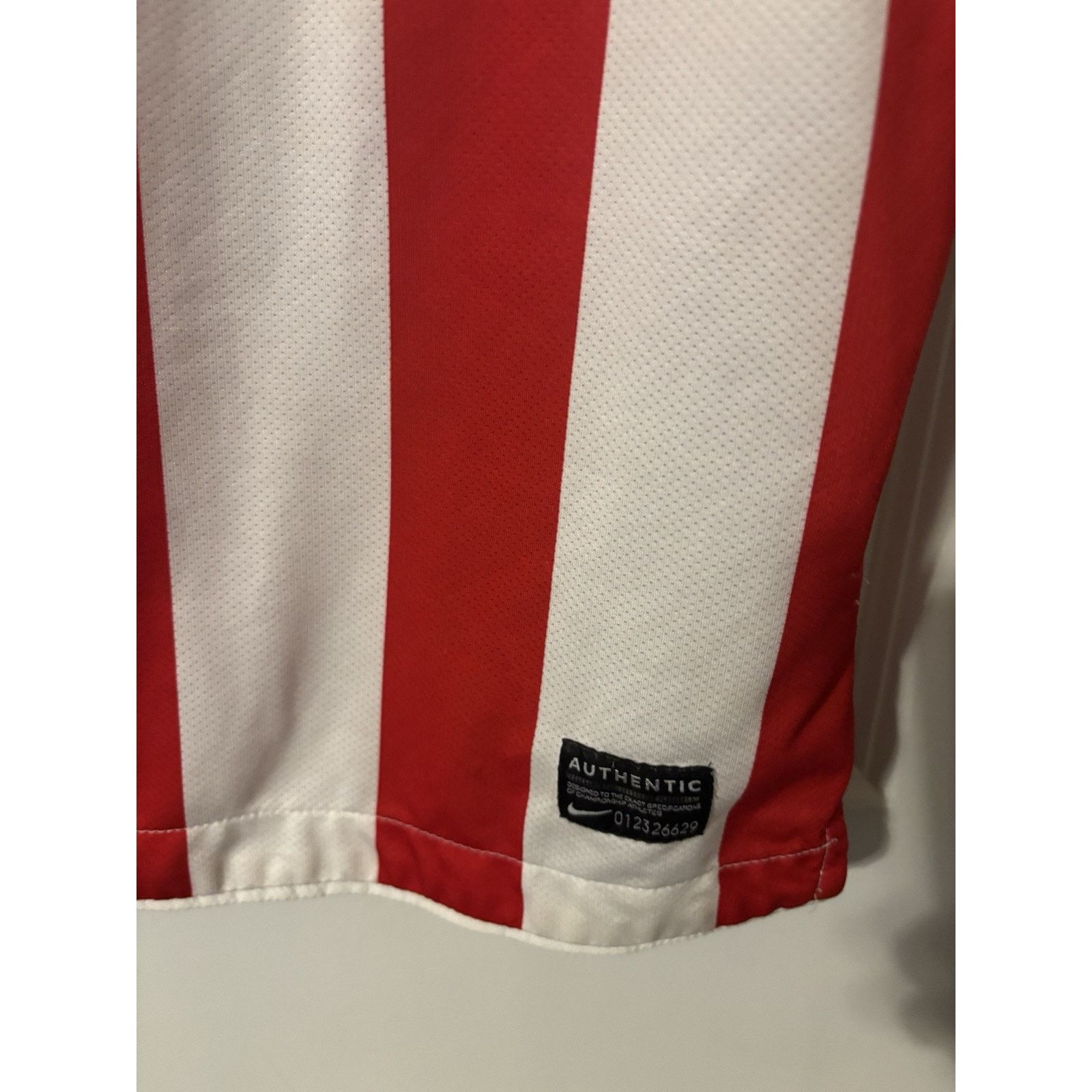 Nike OFFICIAL CLUB ATLETICO DE MADRID 2010-11 NIKE FOOTBALL L Size US L / EU 52-54 / 3 - 7 Thumbnail