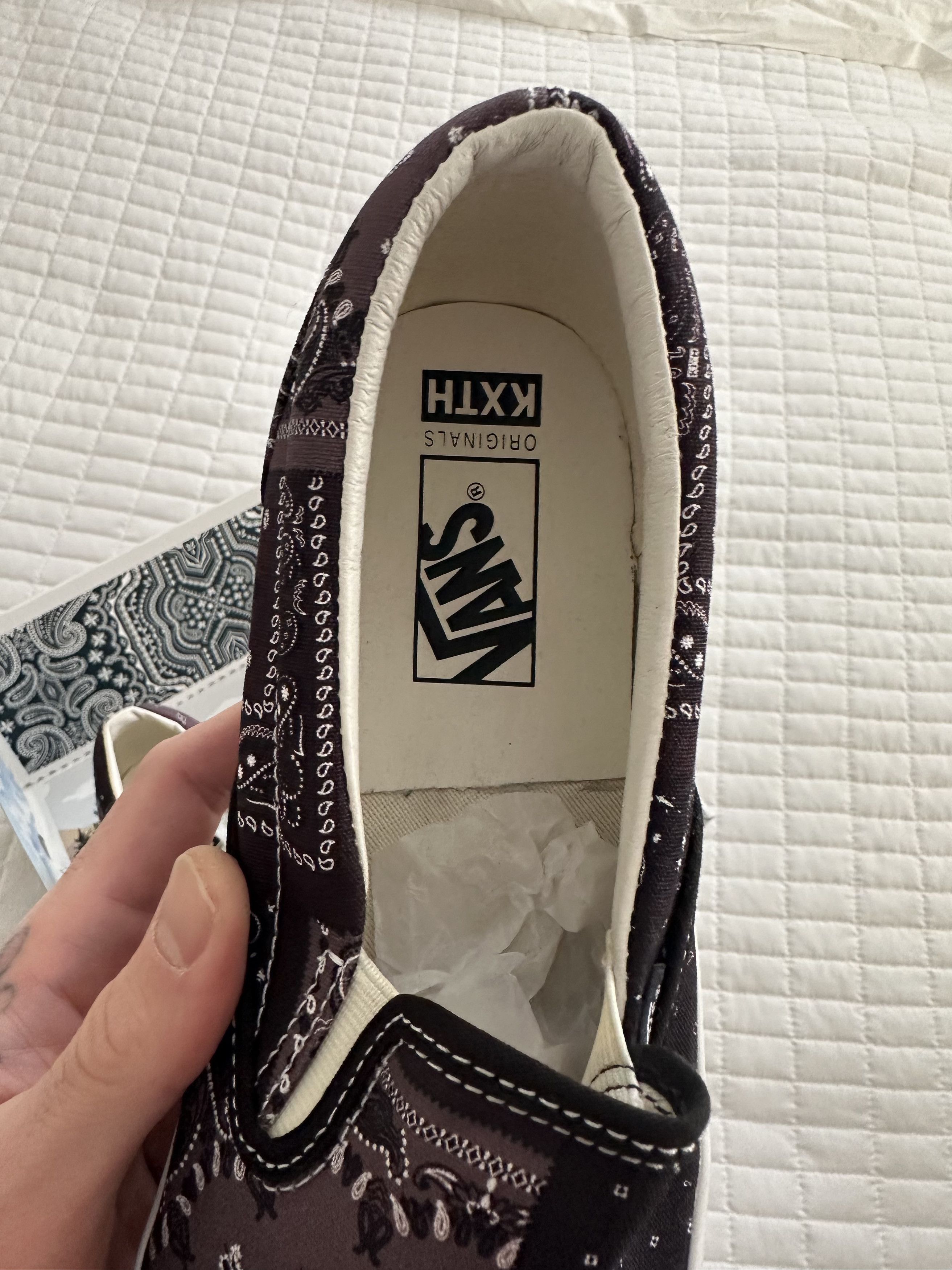 Kith × Vans KITH VANS OG CLASSIC SLIP ON 10TH BANDANA MOONLESS NGHT Size US 11.5 / EU 44-45 - 12 Thumbnail