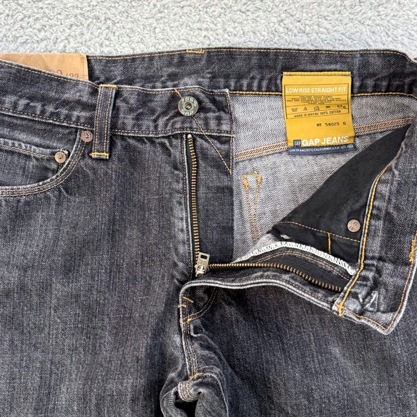 Gap Gap 1969 Jeans Mens 30x32 Black Straight Size US 30 / EU 46 - 7 Thumbnail