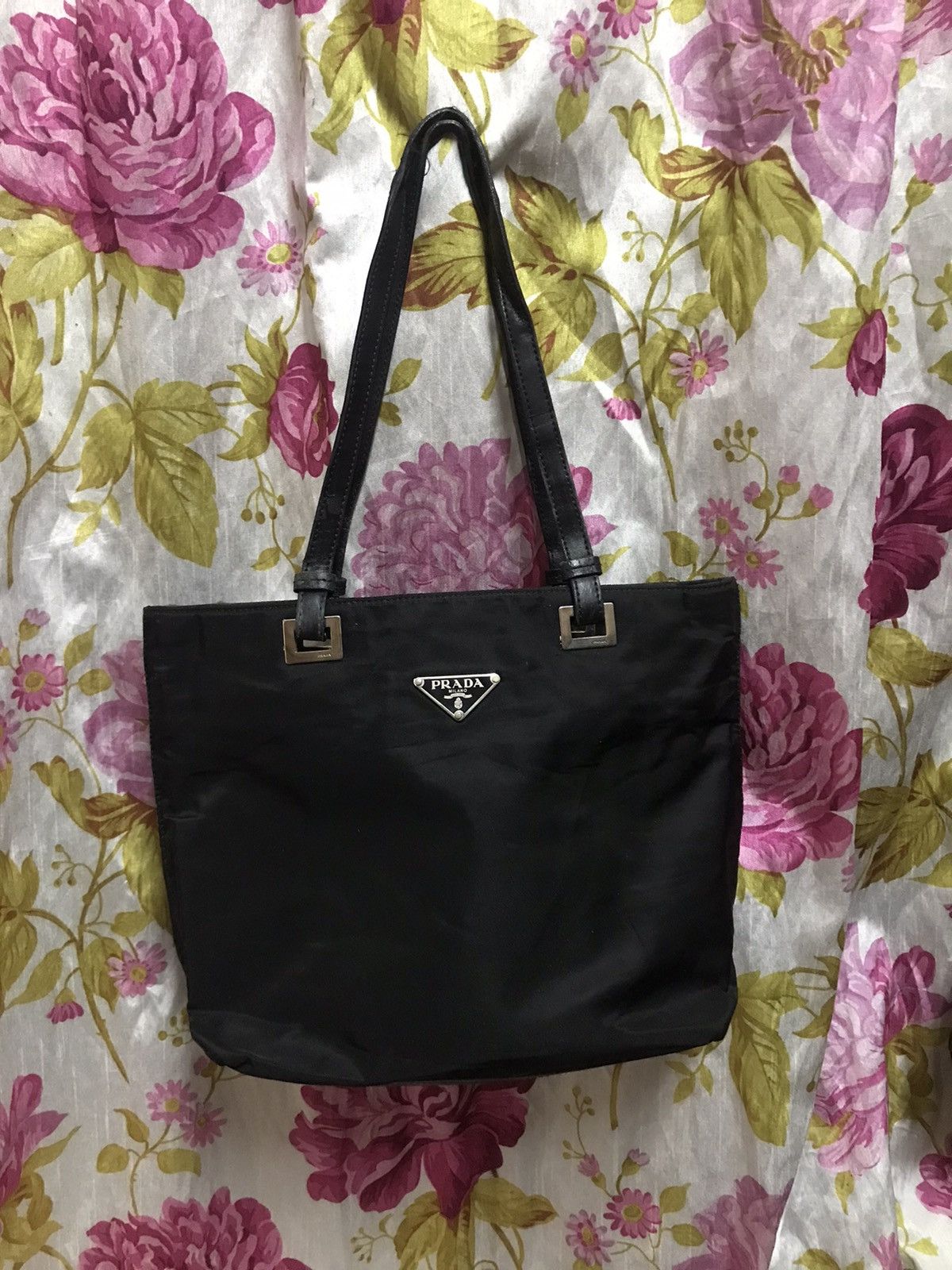 Prada Authentic Prada Tote Handbag Size ONE SIZE - 2 Thumbnail