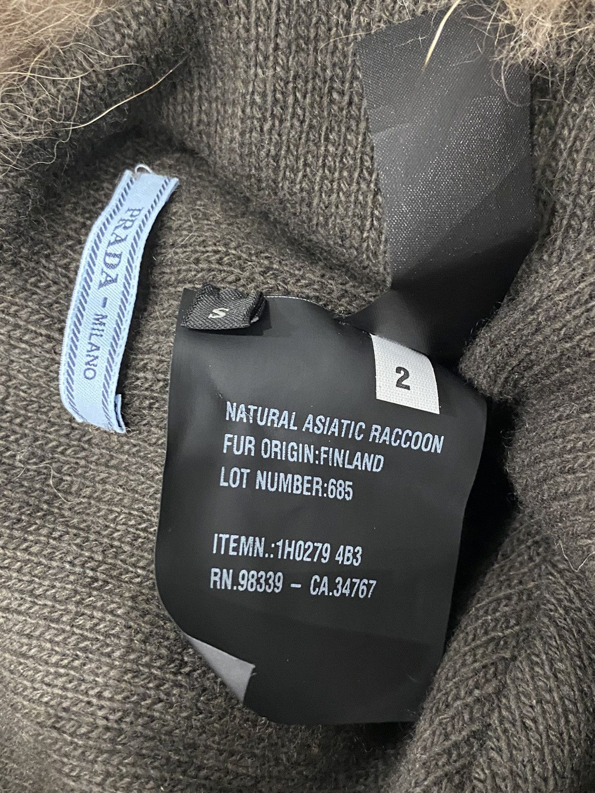 Prada PRADA Milano Wool Knit Hat with Raccoon Fur Size ONE SIZE - 5 Thumbnail