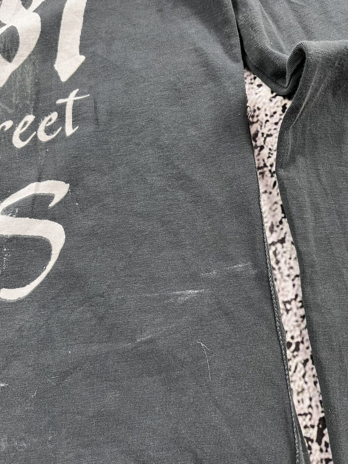 Guess Vintage Y2K Guess Big Logo Long Sleeve T-Shirt Streetwear Size US M / EU 48-50 / 2 - 5 Thumbnail