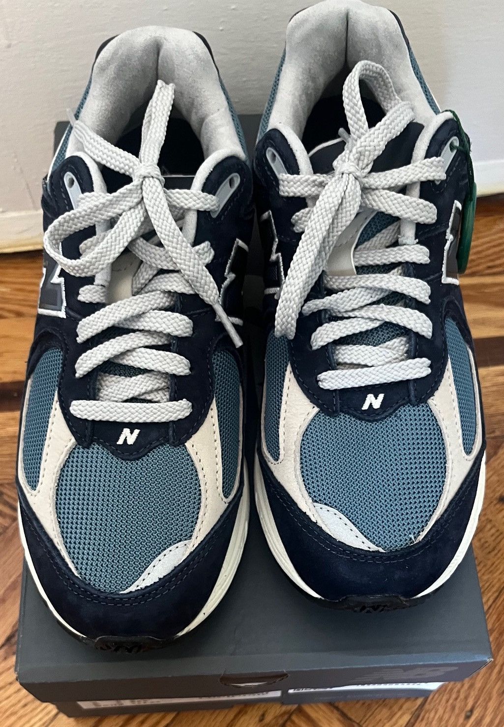 New Balance New Balance 2002R Dark Navy Size US 6.5 / EU 39-40 - 5 Thumbnail