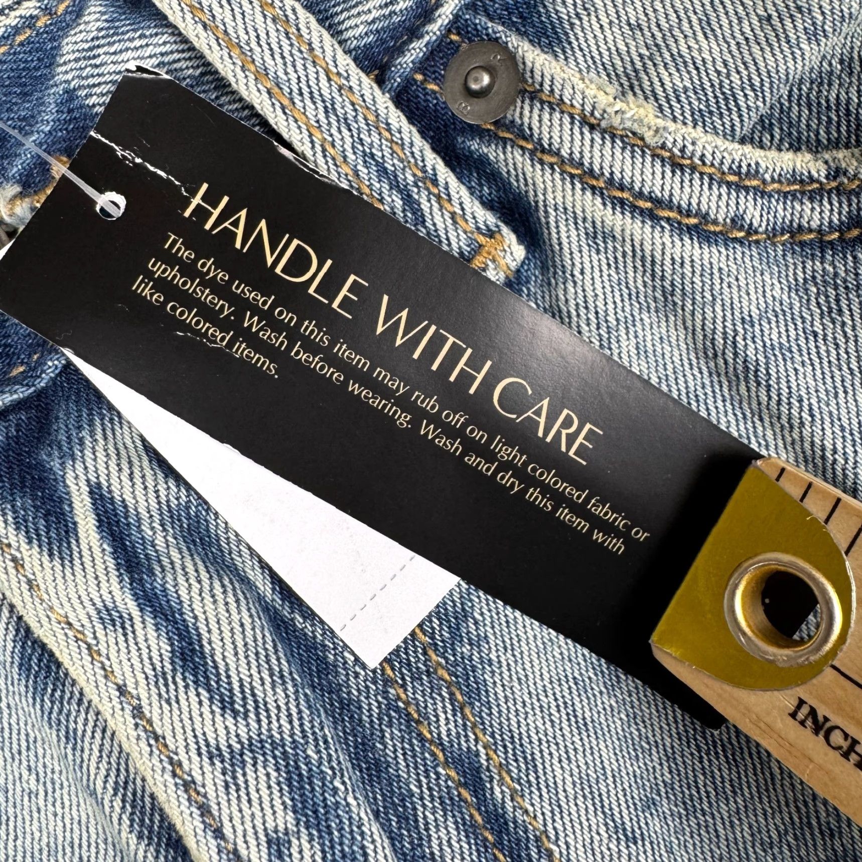 Banana Republic Banana Republic Jeans Slim Tapered Fit Light Wash 31x32 Denim Men Regular 5-Pocket Inseam 32 Vintage No Size US 31 - 6 Thumbnail