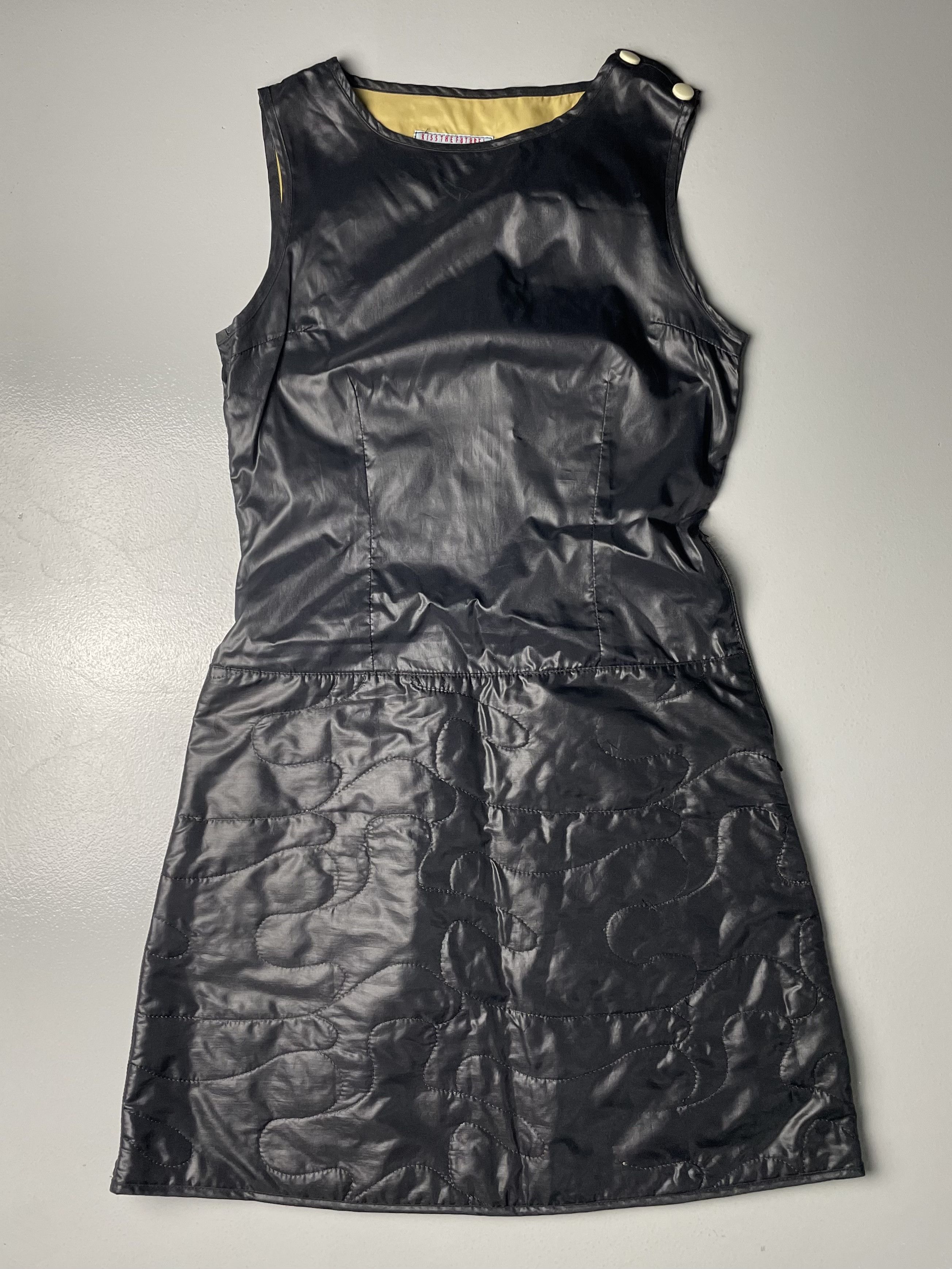 Walter Van Beirendonck vintage Walter Van Beirendonck W.&L.T. - nylon quilted dress Size XS / US 0-2 / IT 36-38 - 1 Thumbnail