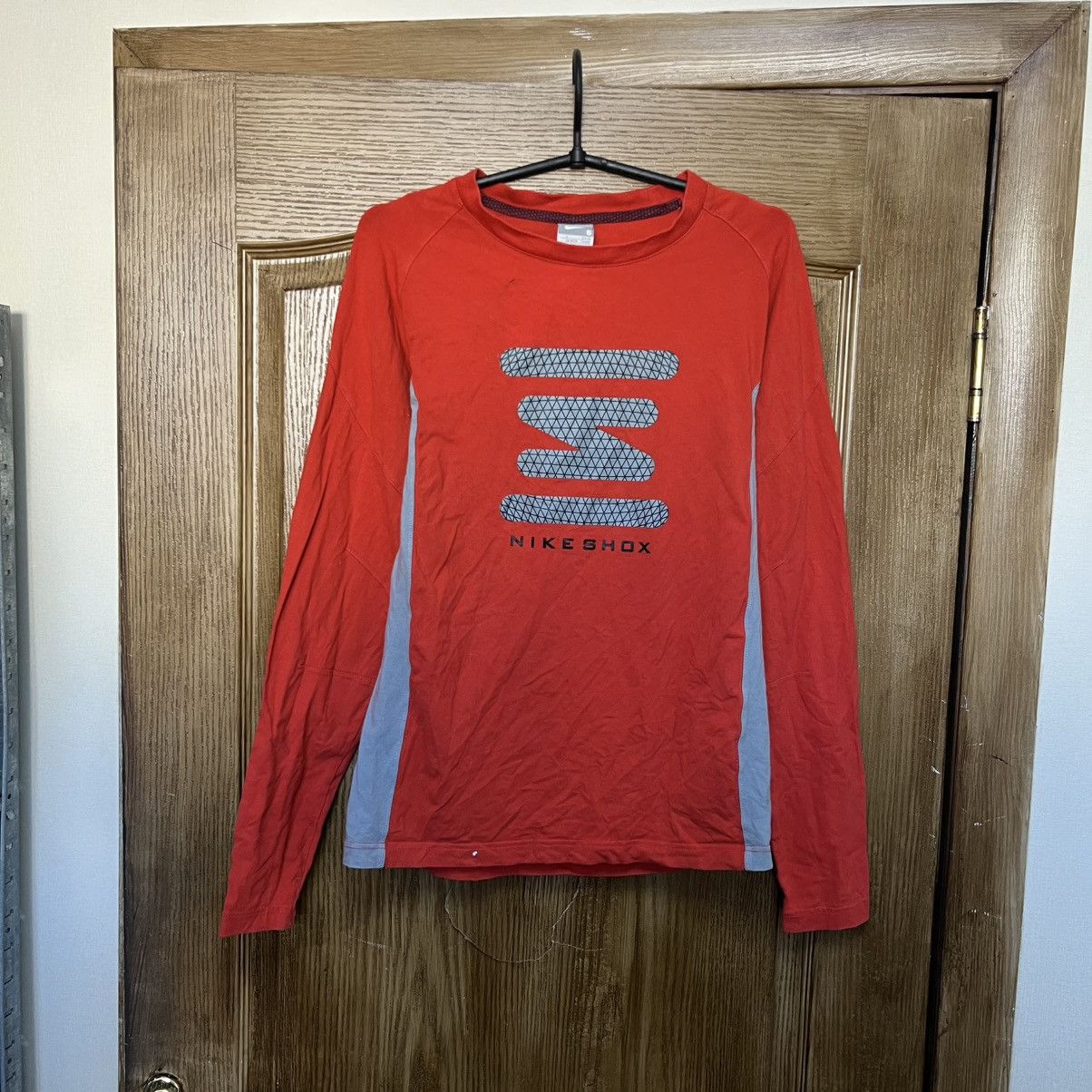 Nike Nike Shox Vintage Long Sleeve White Big Logo Drill Size US S / EU 44-46 / 1 - 1 Thumbnail