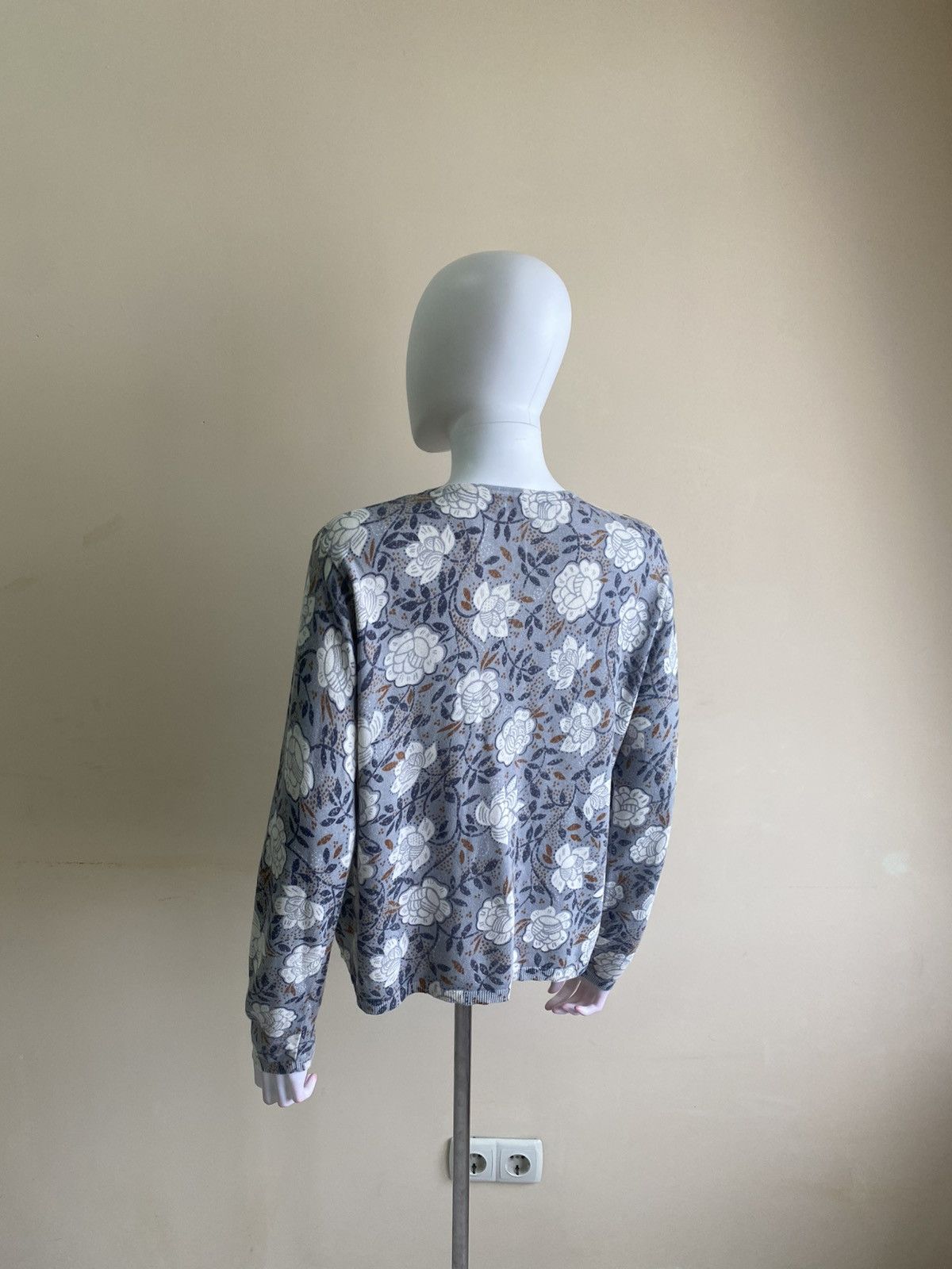 Gudrun Sjoden Gudrun Sjoden Gray Floral Knit Button Down Cardigan Sweater Size M / US 6-8 / IT 42-44 - 7 Thumbnail