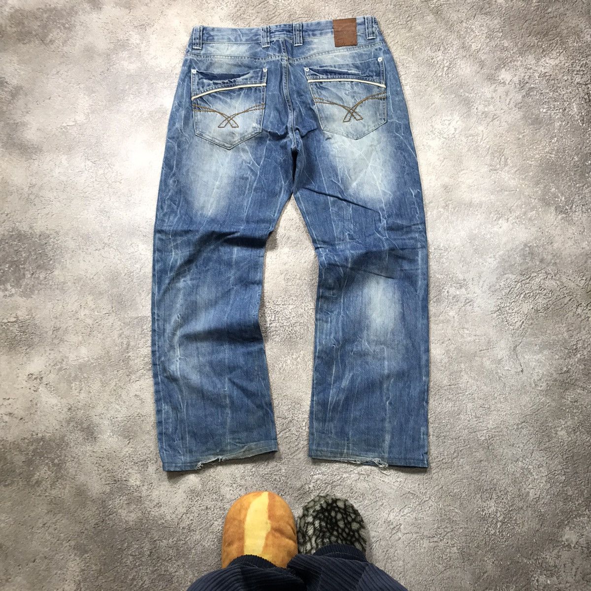 Vintage Vintage Y2K Distressed Baggy Jeans Thrashed Grunge Logo 34 Size US 34 / EU 50 - 3 Thumbnail