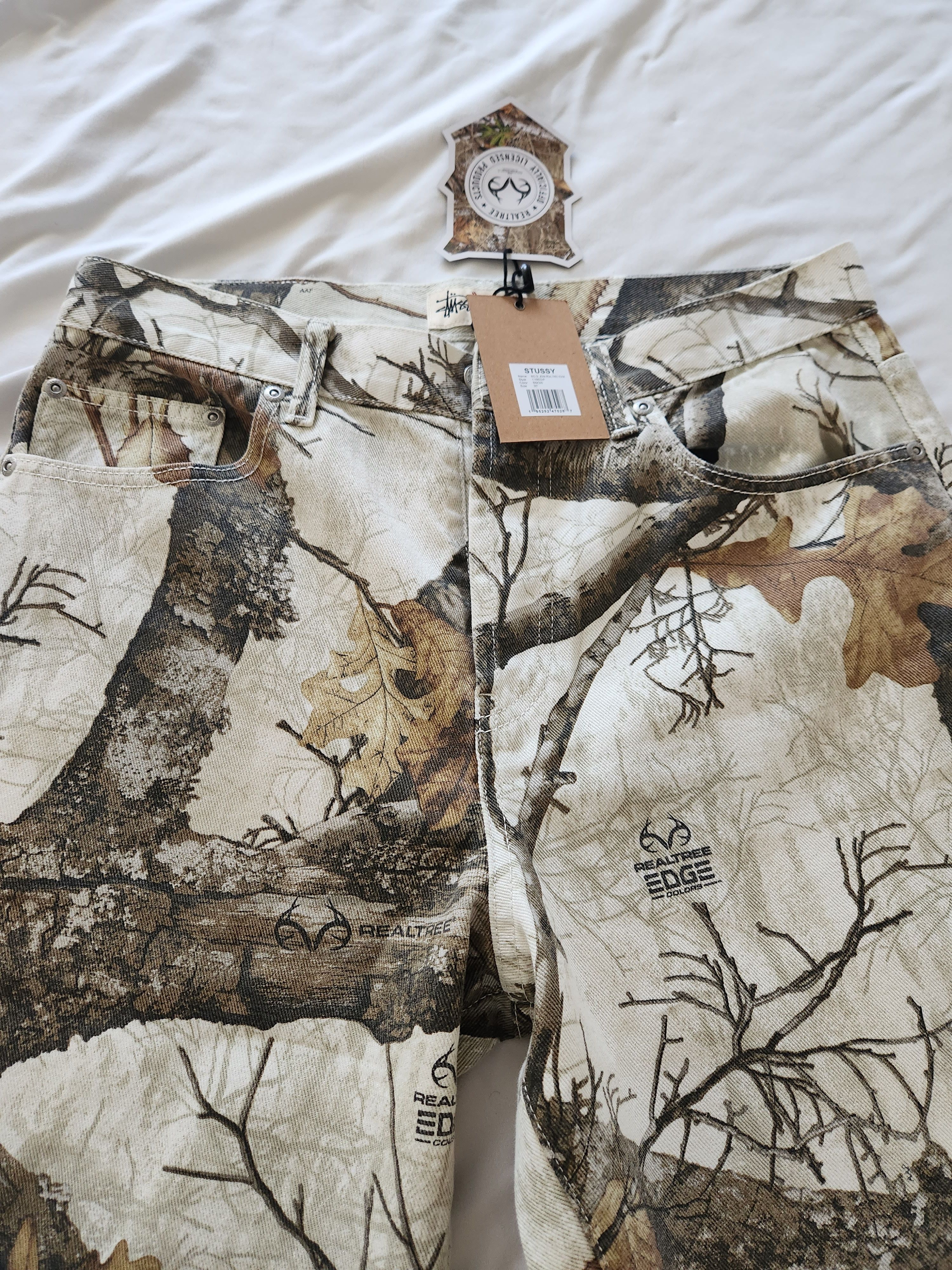 Realtree × Stussy Big Ol' Jean Realtree Edge | Grailed