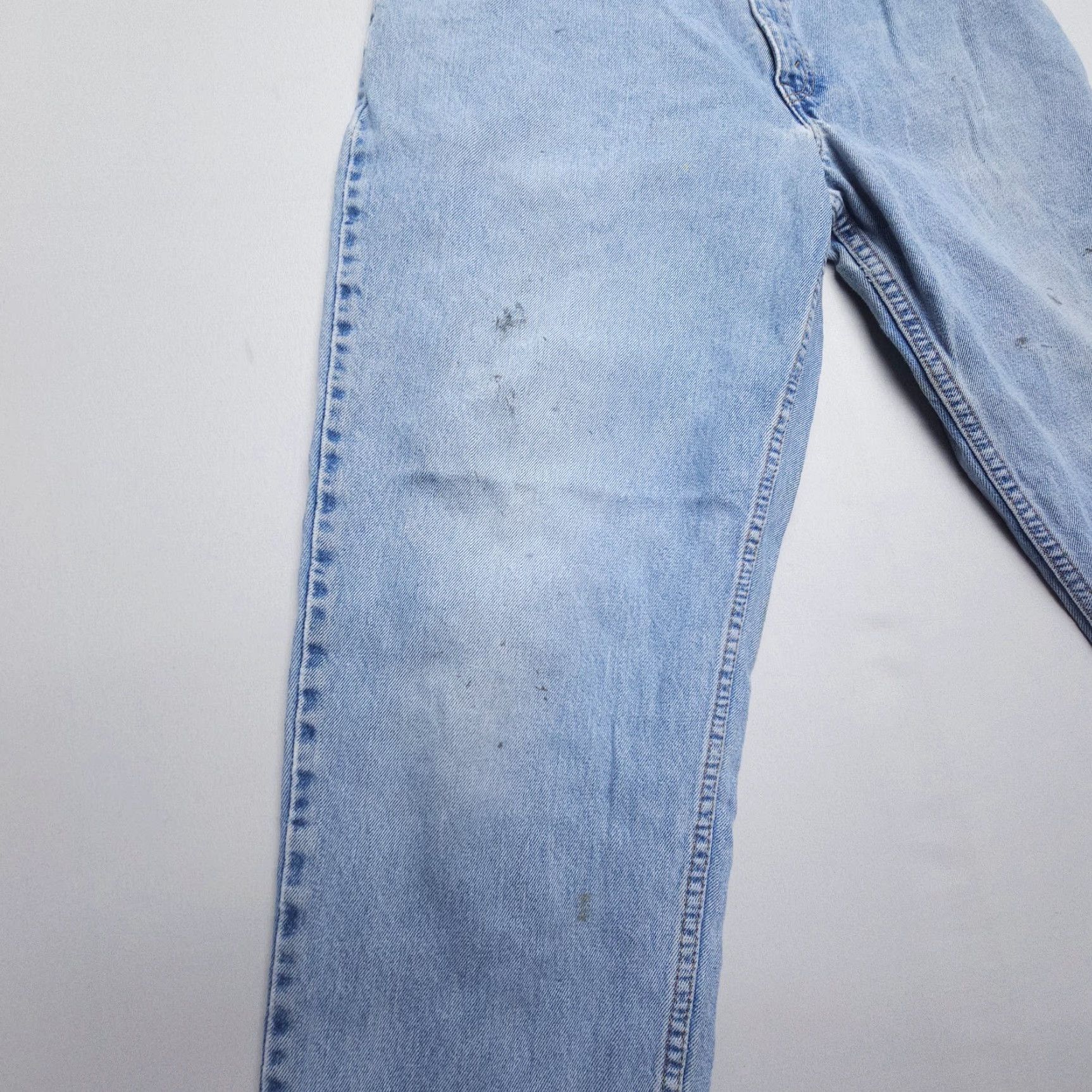Levi's VINTAGE Levi's 560 Jeans Mens 34 x 30 Blue Denim Relaxed Fit 90s American Baggy Tapered Style Comfort Pockets Zip Closure Men's Jeans Size US 34 / EU 50 - 7 Thumbnail