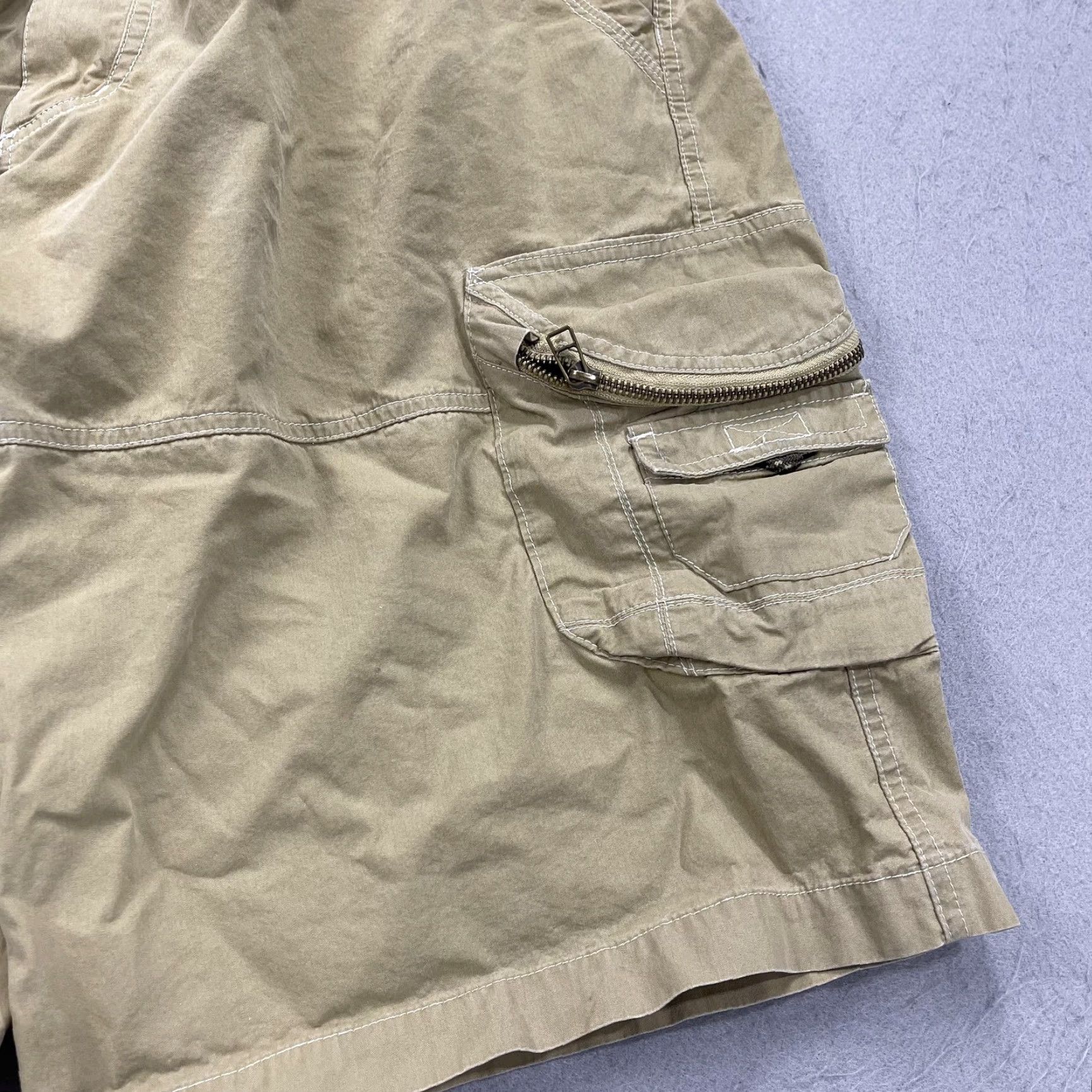 Vintage Kuhl Cargo Shorts Mens 38 Beige Relaxed Fit Canvas 12 In Inseam Casual Travel Summer Pocketed Size US 38 / EU 54 - 3 Thumbnail