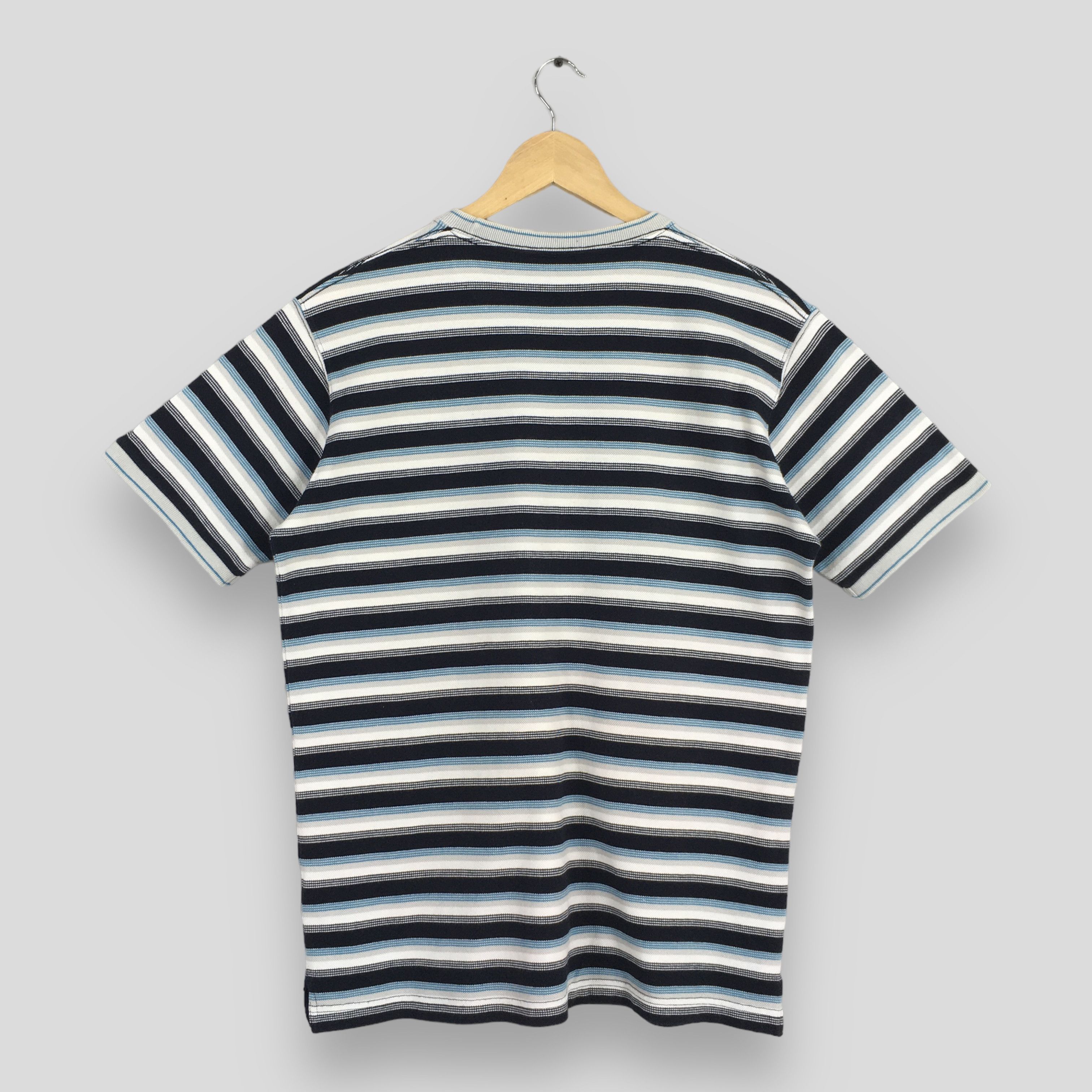 Uniqlo VintageY2K Stripes Black White Streetwear T shirt Large Size US L / EU 52-54 / 3 - 6 Thumbnail