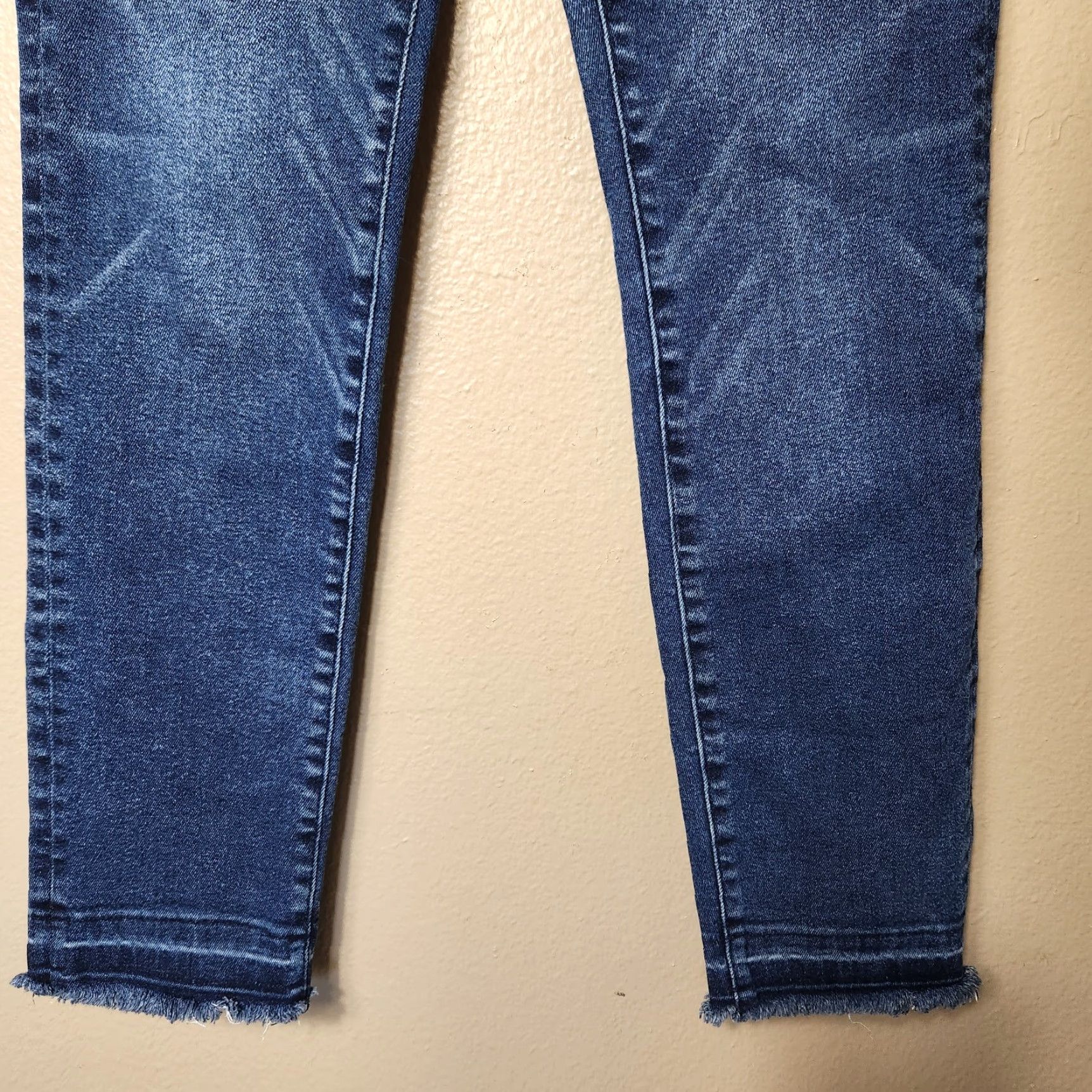Vintage Pilcro The Cigarette Slim Straight Released Hem High Rise Jeans-Size 28 Women Blue Denim Cotton Blend Slim Fit 5-Pocket Size 28" / US 6 / IT 42 - 5 Thumbnail