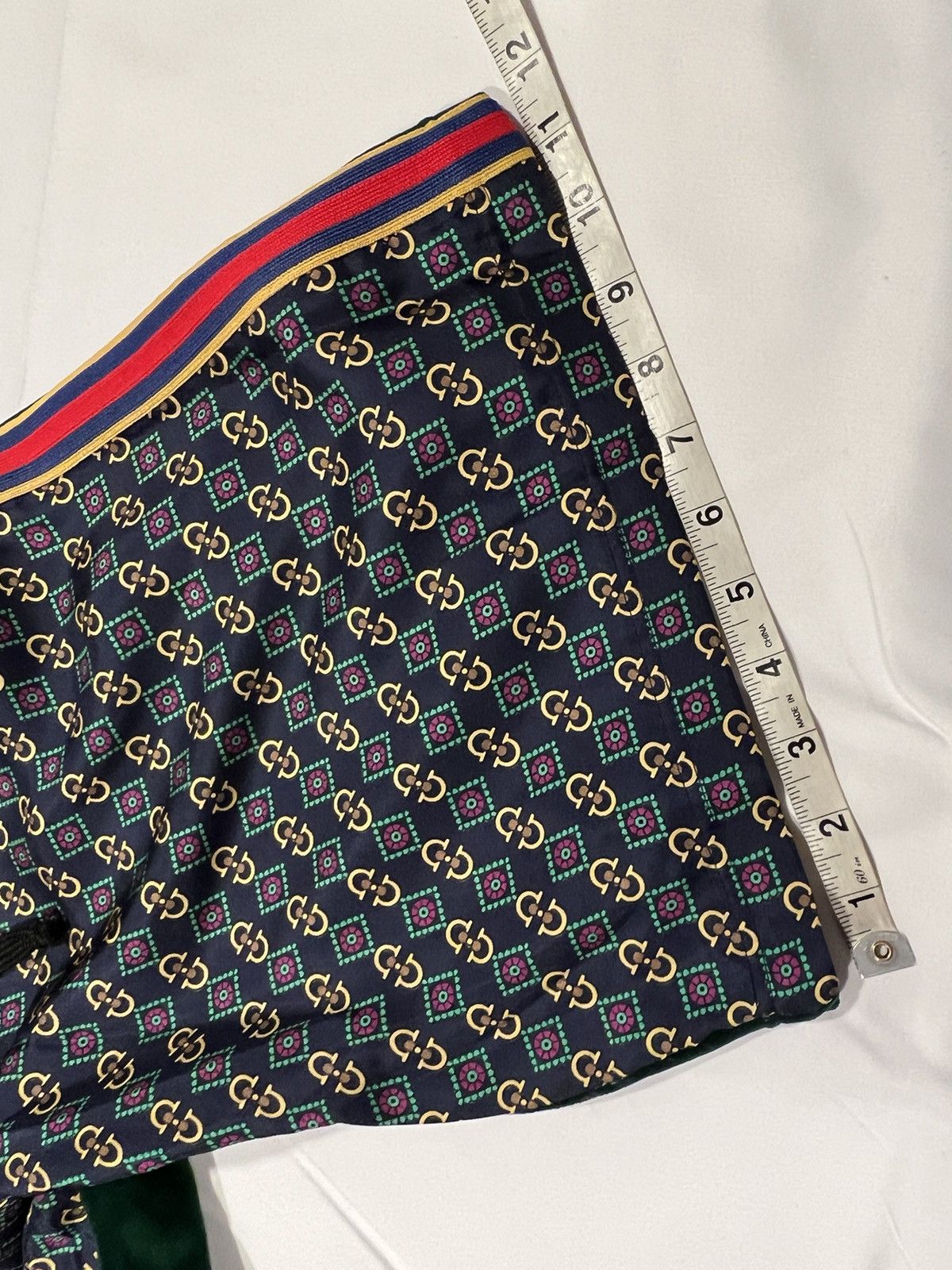 Gucci Gucci mens shorts. XS. $2100 Size US 27 - 10 Thumbnail