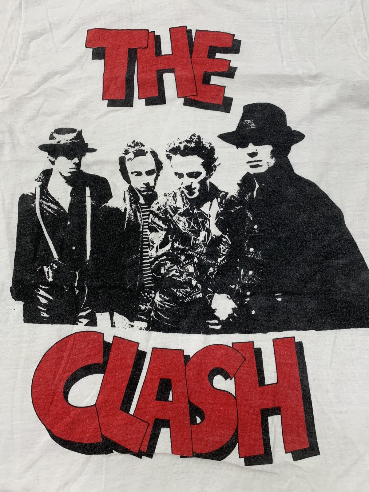 Band Tees VTG 80s the CLASH BAND TOUR SHIRT PUNK Size US L / EU 52-54 / 3 - 3 Thumbnail