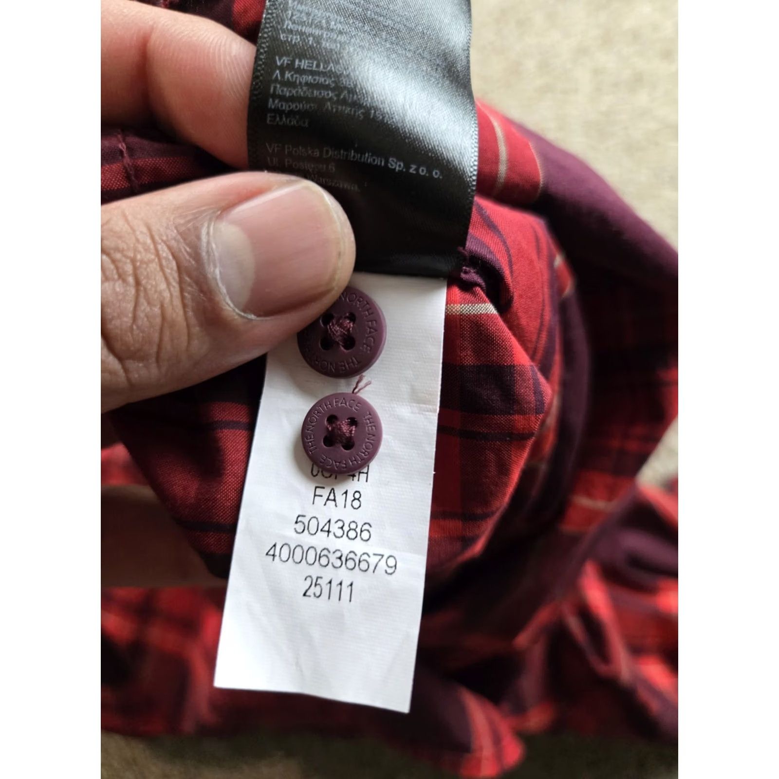 The North Face The North Face Shirt Mens Large Red Plaid Long Sleeve Button Up Roll Sleeve Size US L / EU 52-54 / 3 - 7 Thumbnail