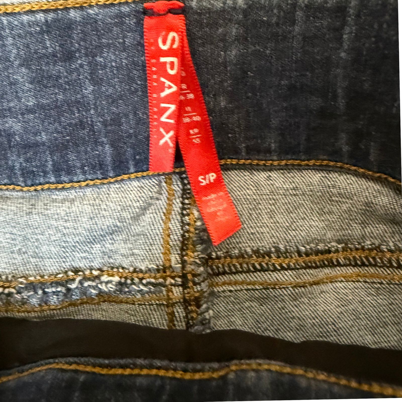 Spanx SPANX Shape Everywear Distressed Jeggings | Women's Small Size 26" / US 2 / IT 38 - 3 Thumbnail