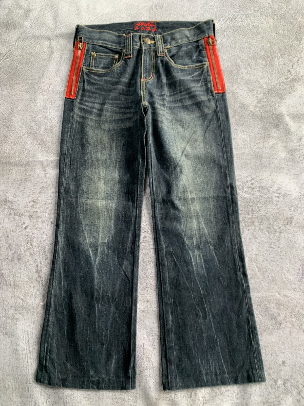 Japanese Brand Bcbg washed baggy denim pants Size US 30 / EU 46 - 1 Thumbnail