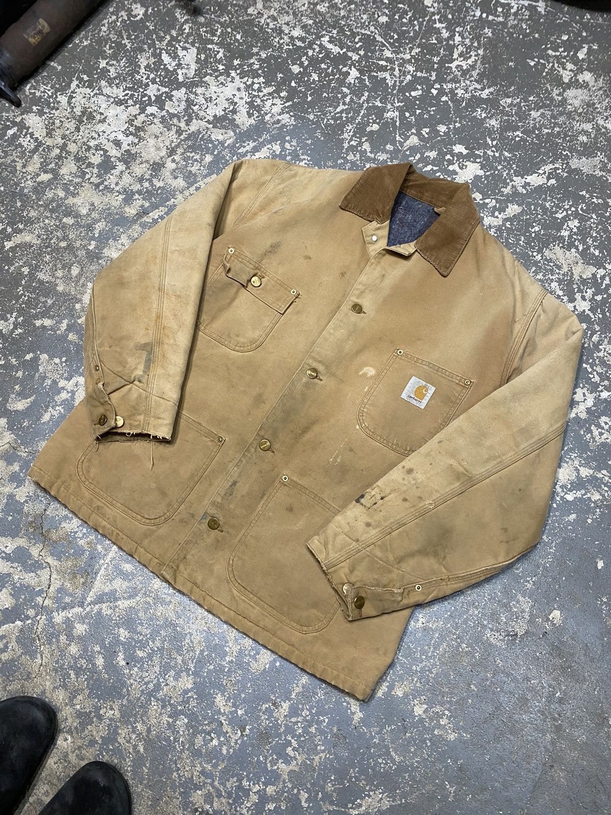 Carhartt × Vintage Vintage Carhartt Blanket Lined Faded Tan Chore Coat Jacket Size US M / EU 48-50 / 2 - 2 Thumbnail